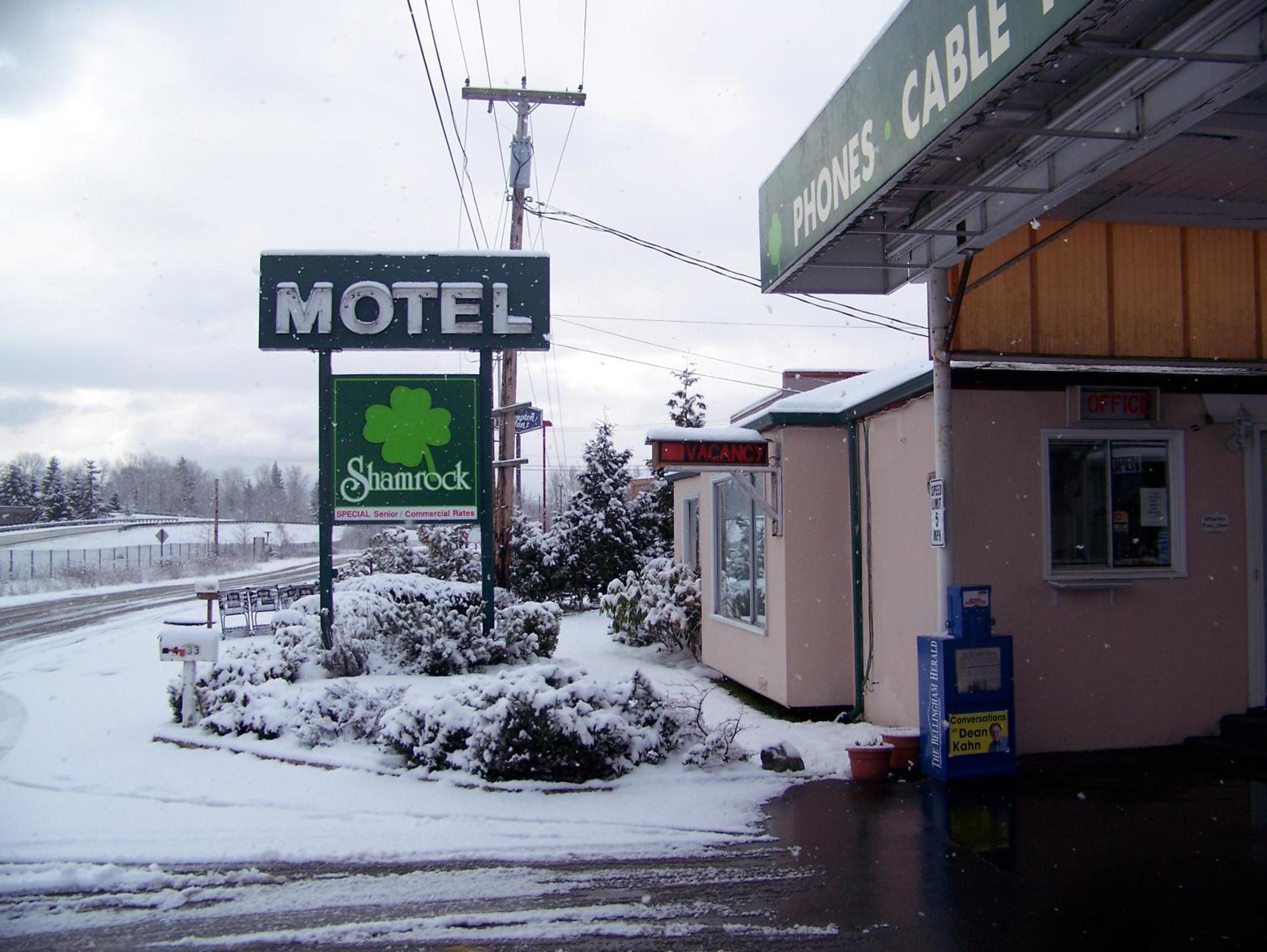 Hotel Shamrock Motel - Image 1