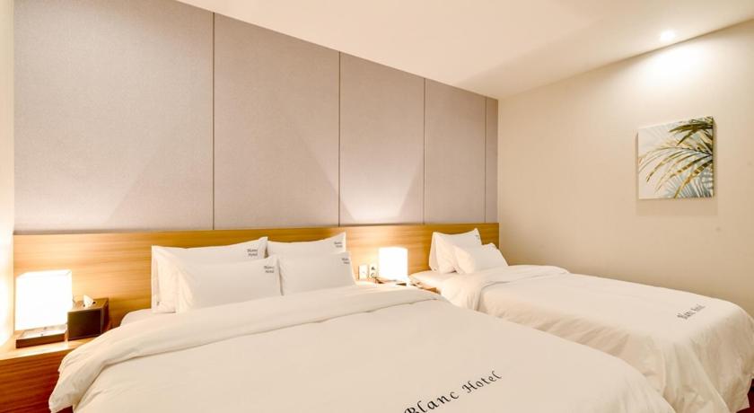Blanc Business Hotel