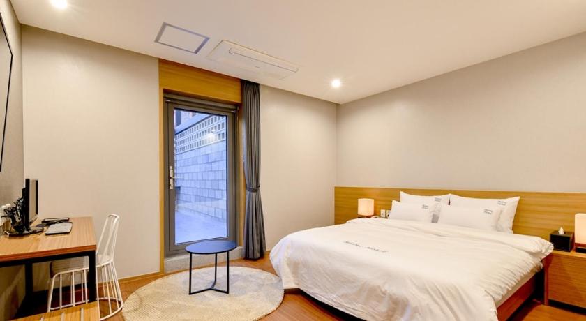 Blanc Business Hotel