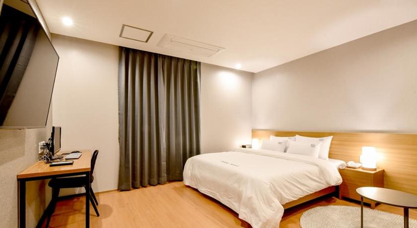 Blanc Business Hotel