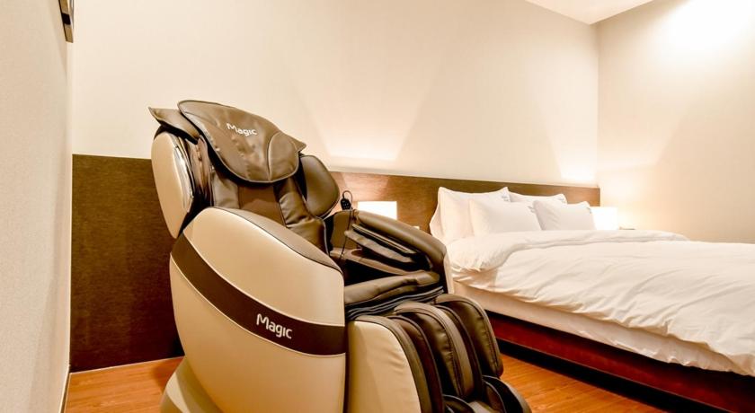 Blanc Business Hotel