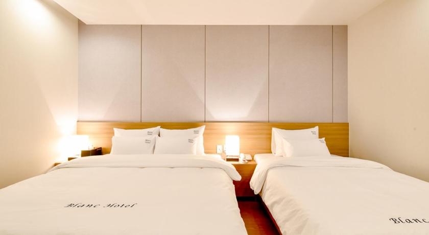 Blanc Business Hotel