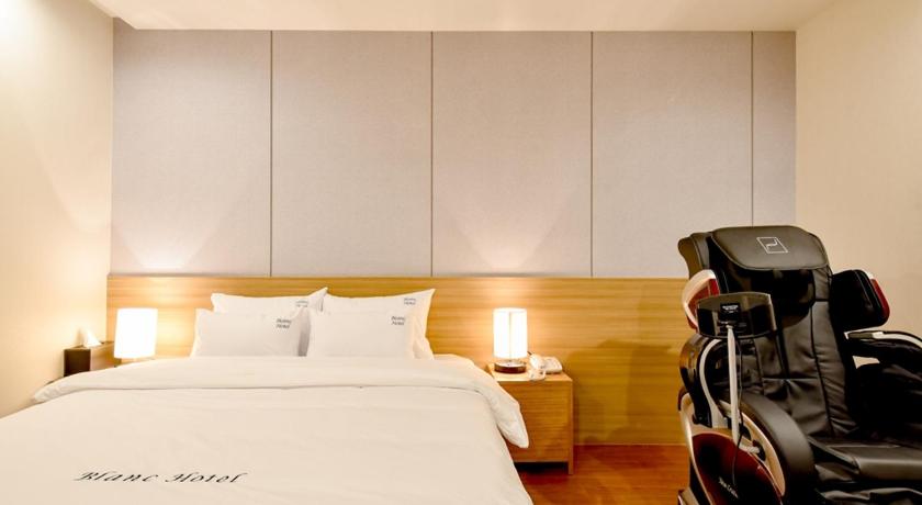 Blanc Business Hotel