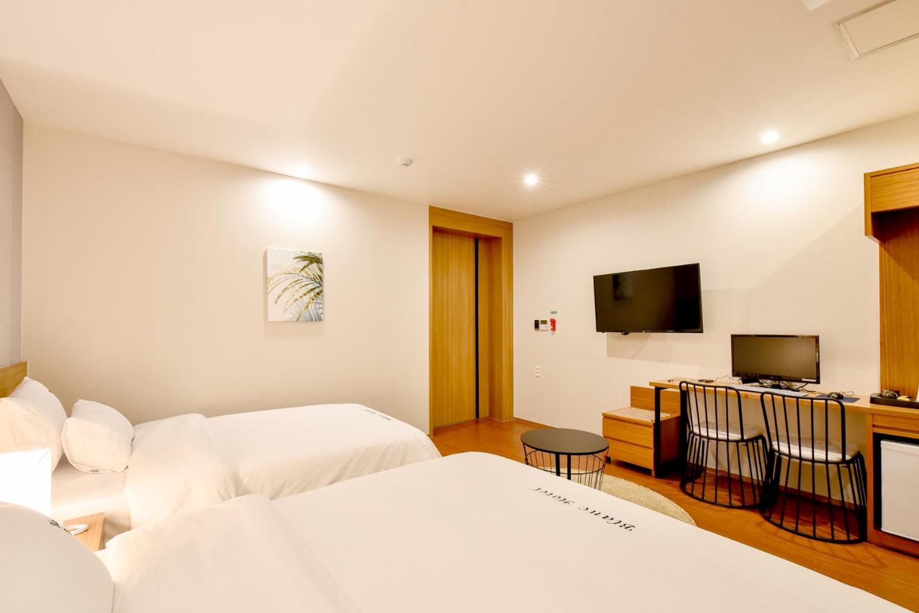 Blanc Business Hotel
