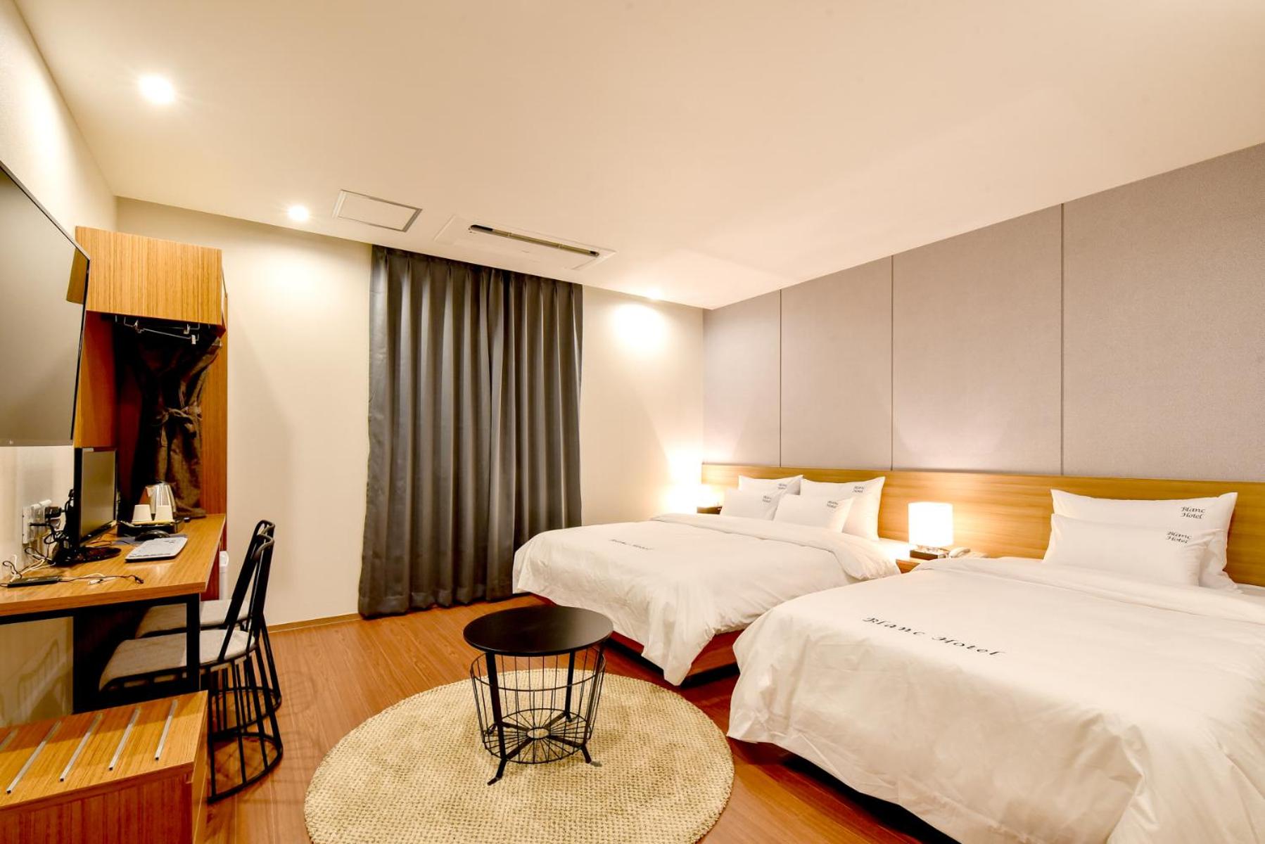 Blanc Business Hotel