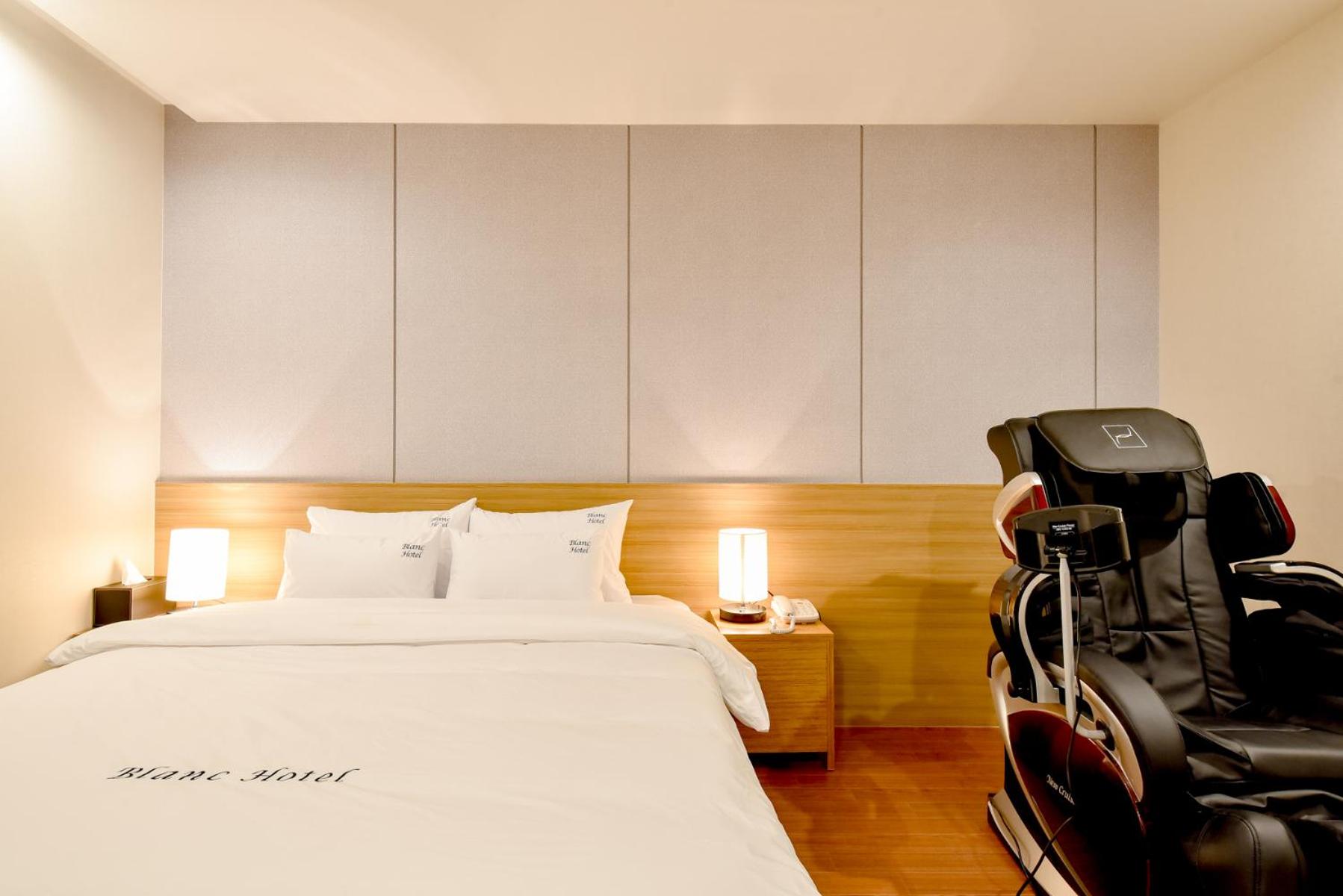 Blanc Business Hotel