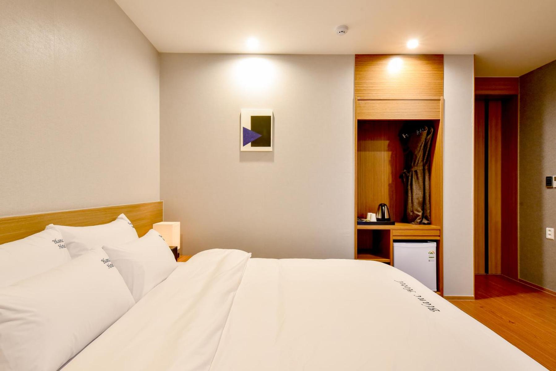 Blanc Business Hotel