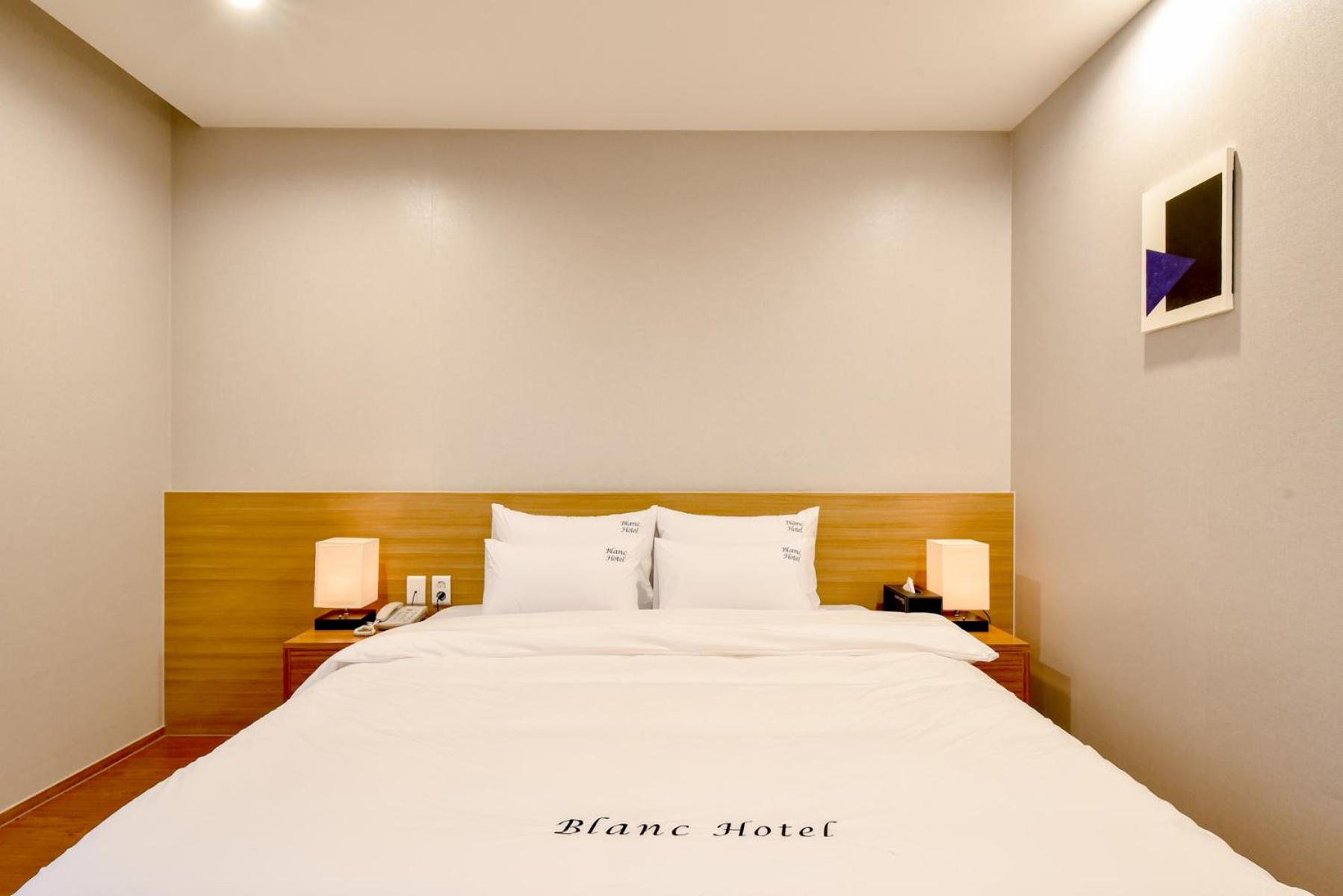 Blanc Business Hotel