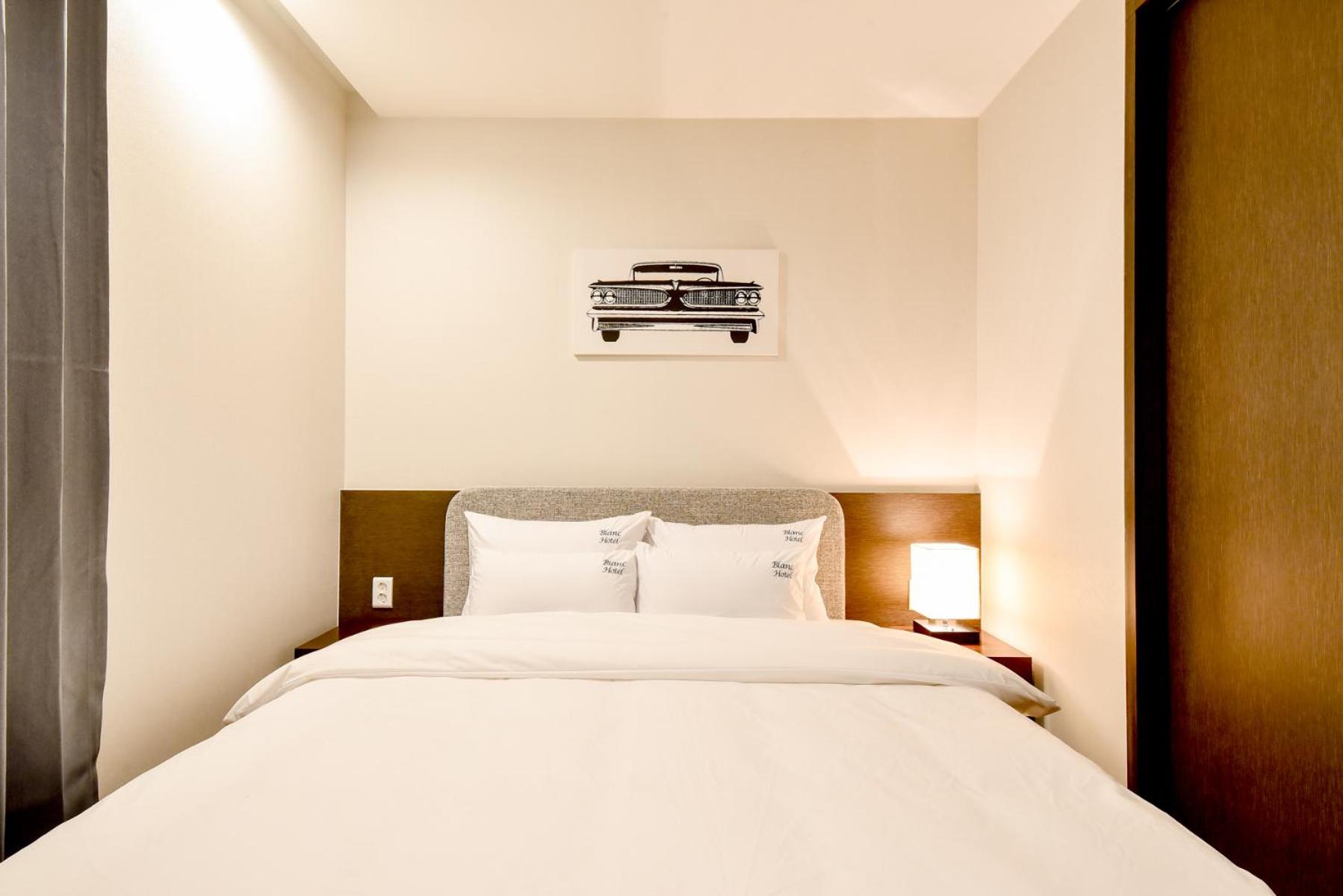 Blanc Business Hotel