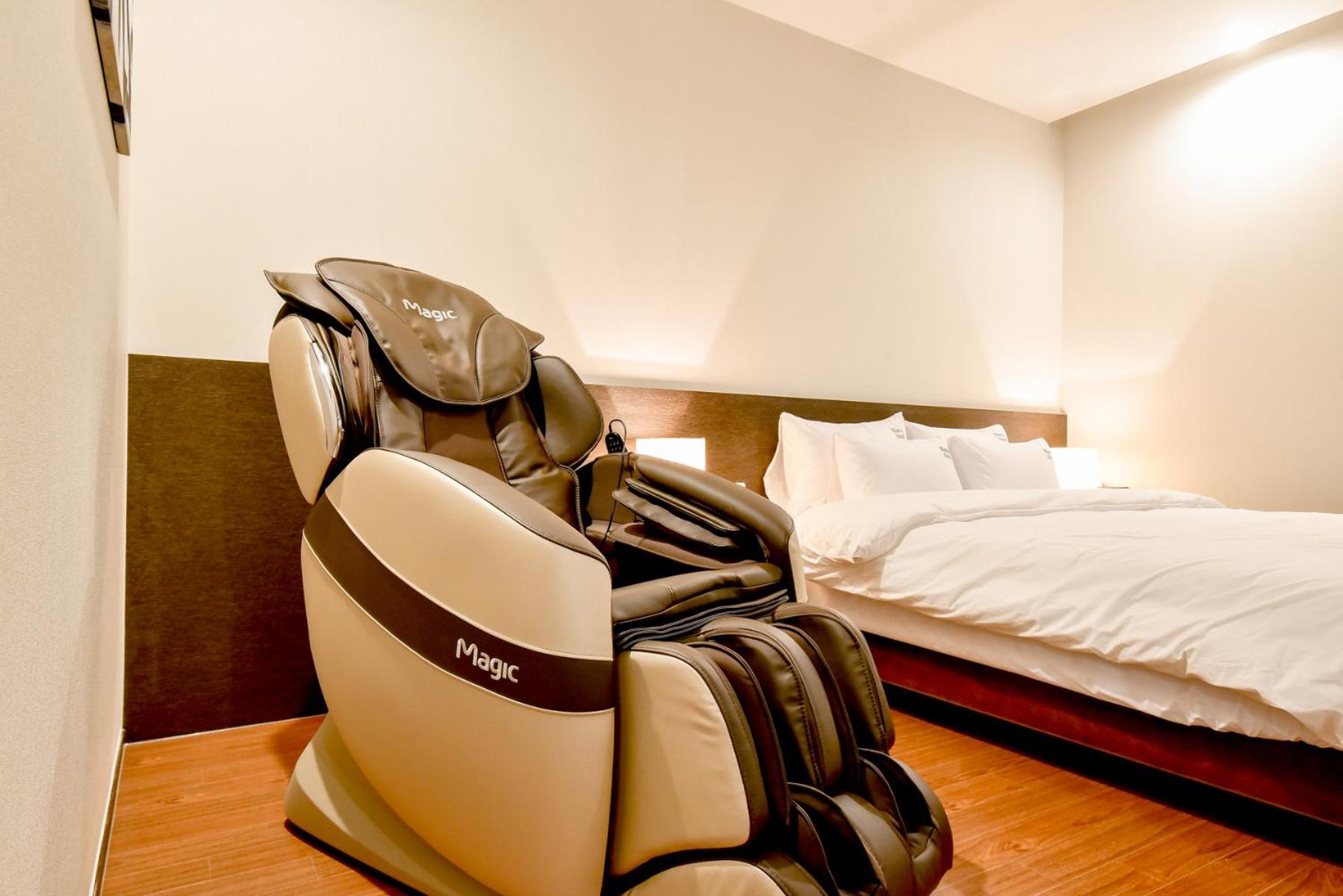 Blanc Business Hotel