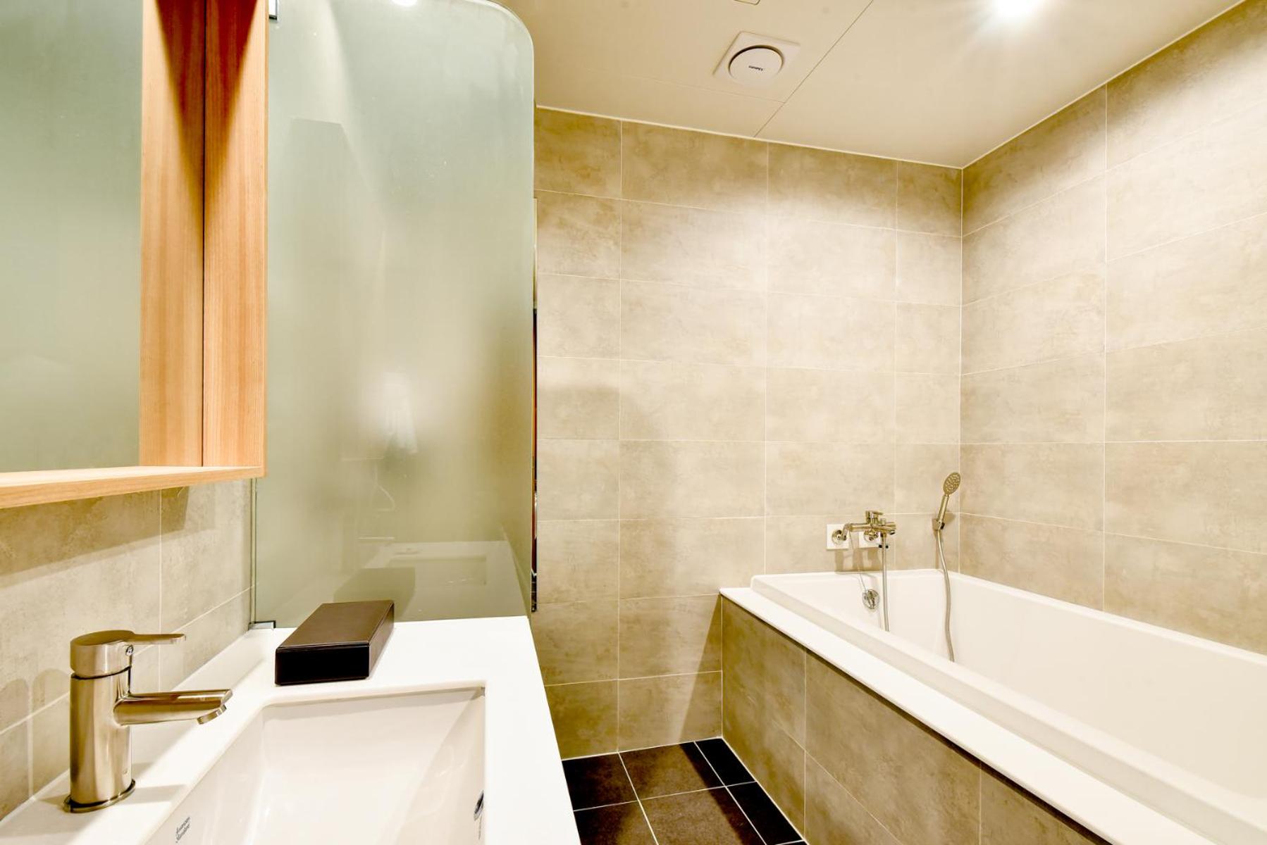 Blanc Business Hotel