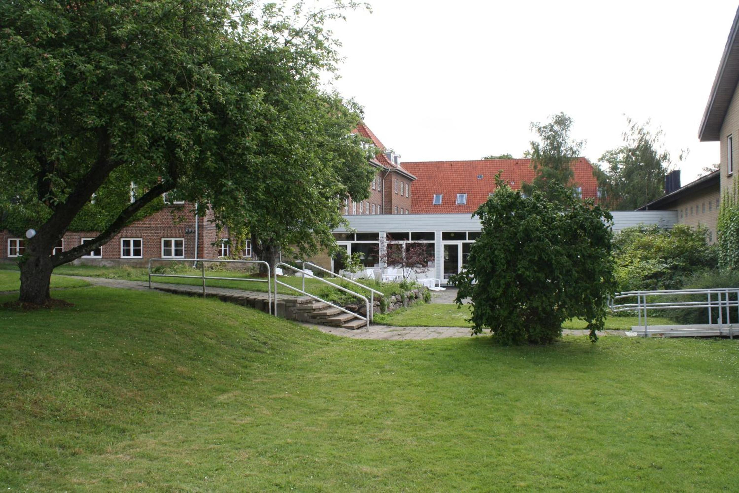 Photo 33