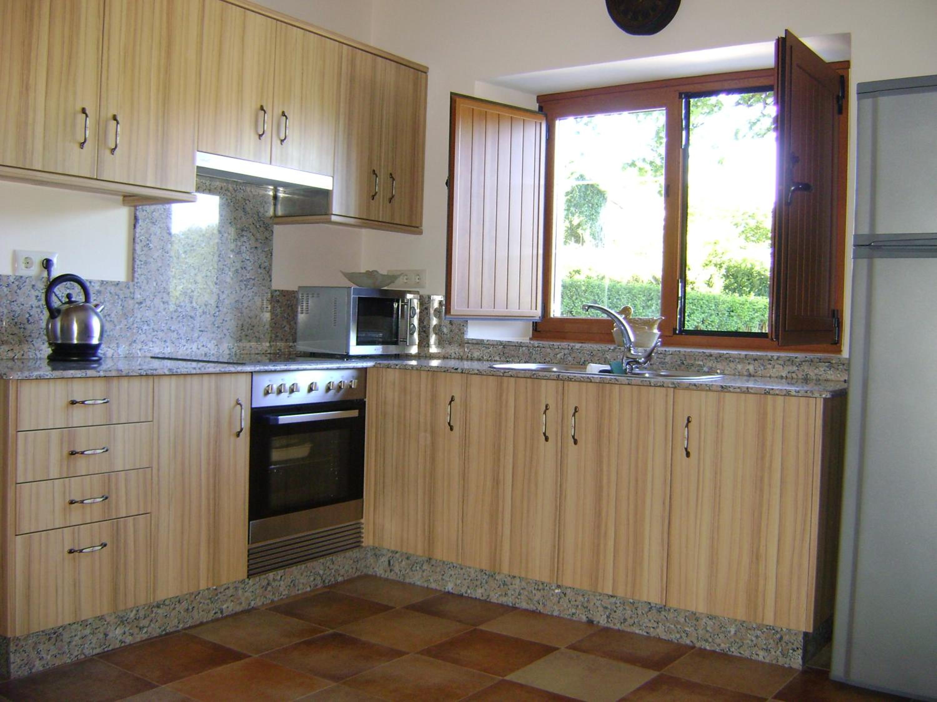 Stone Cottage FINISTERRE view 5