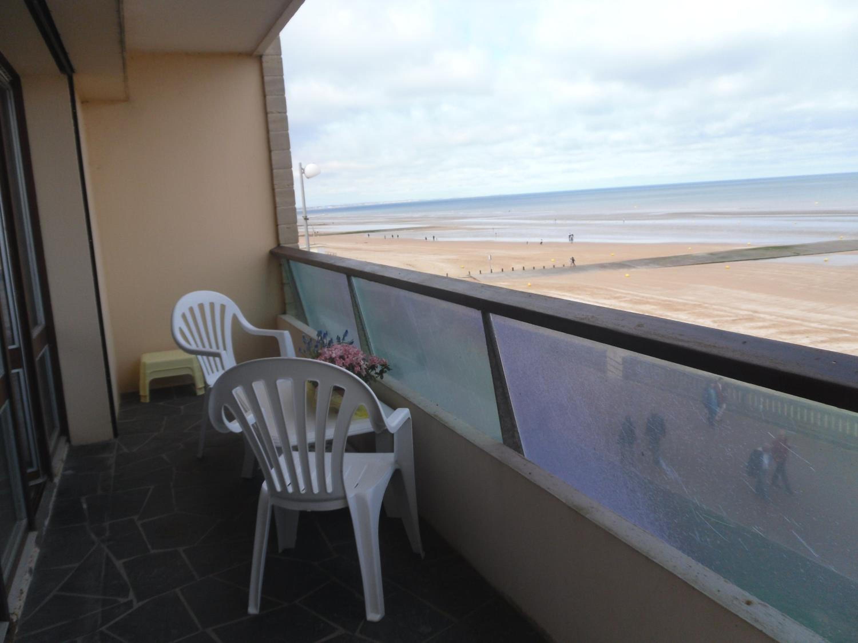 Cabourg Face A La Mer