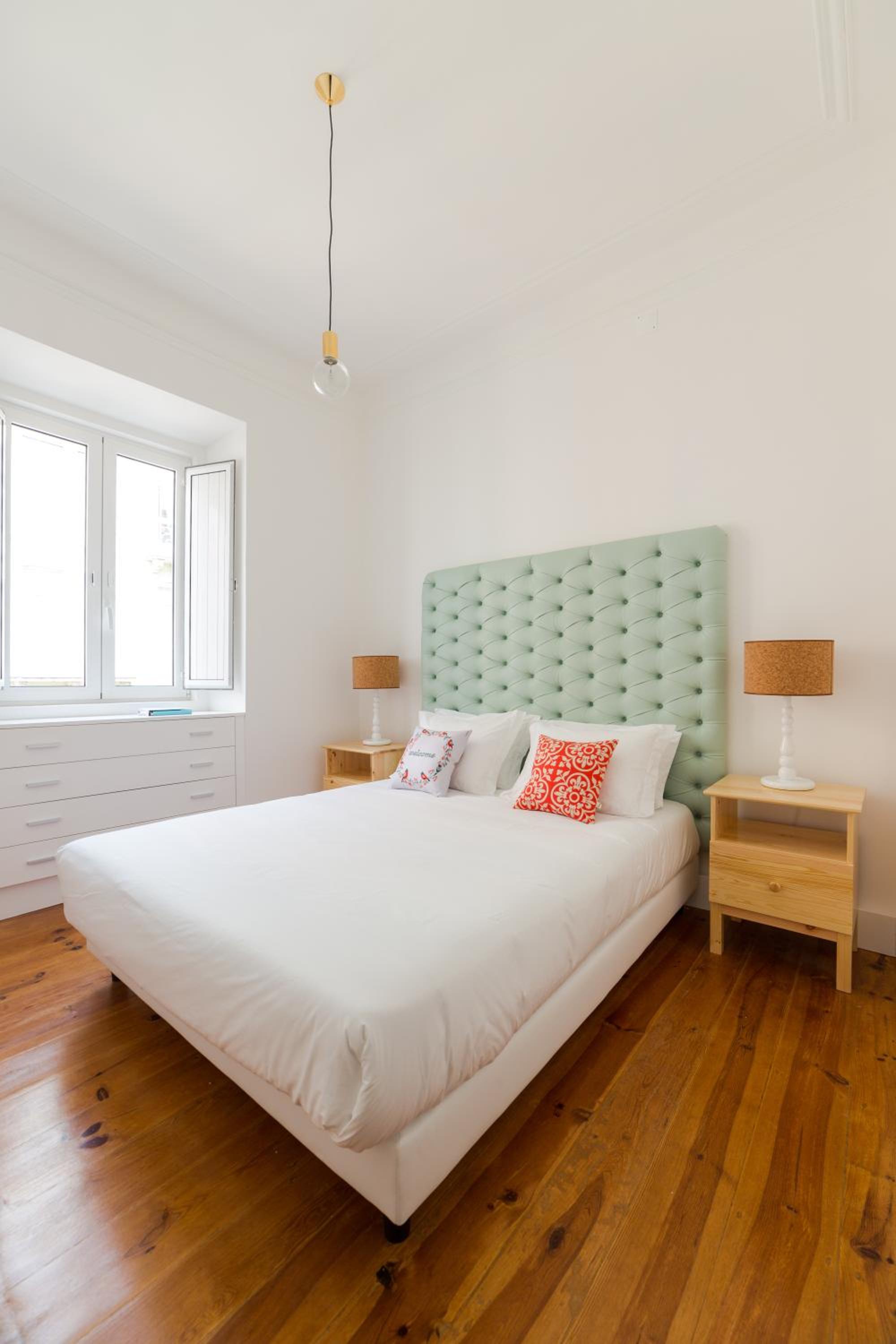 Lisbon heart 1-cozy Flat-Family Friendly view 4
