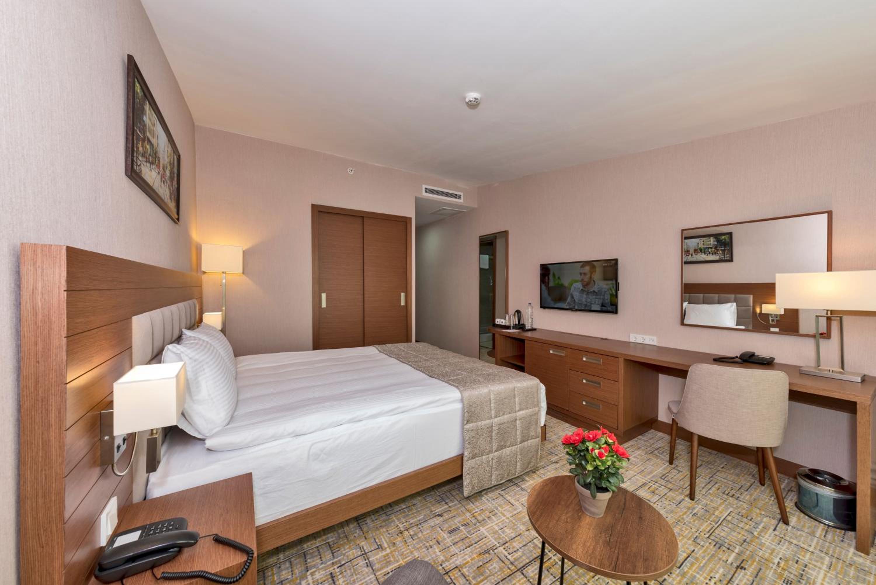 Land Park Otel - Image 54