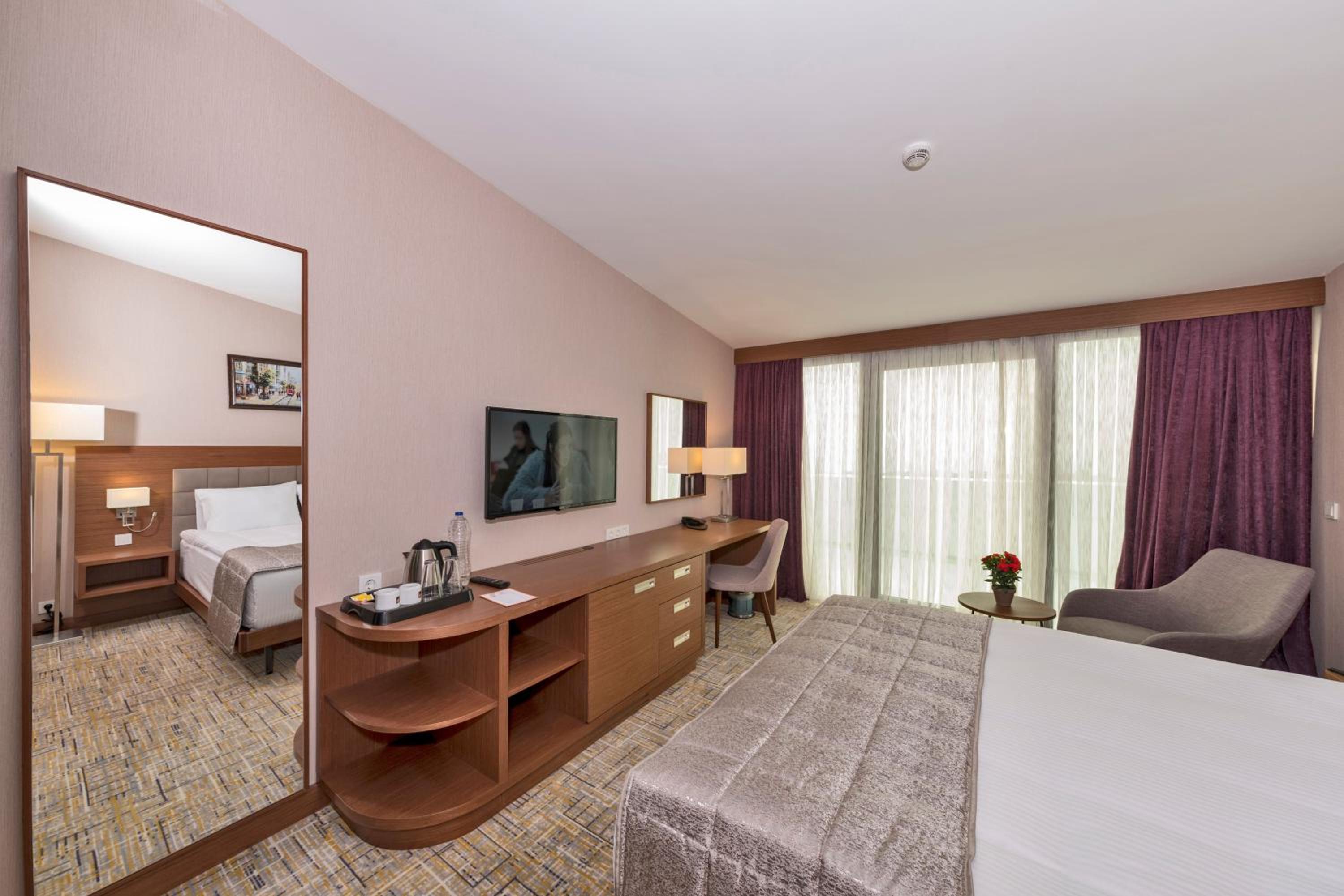 Land Park Otel - Image 59