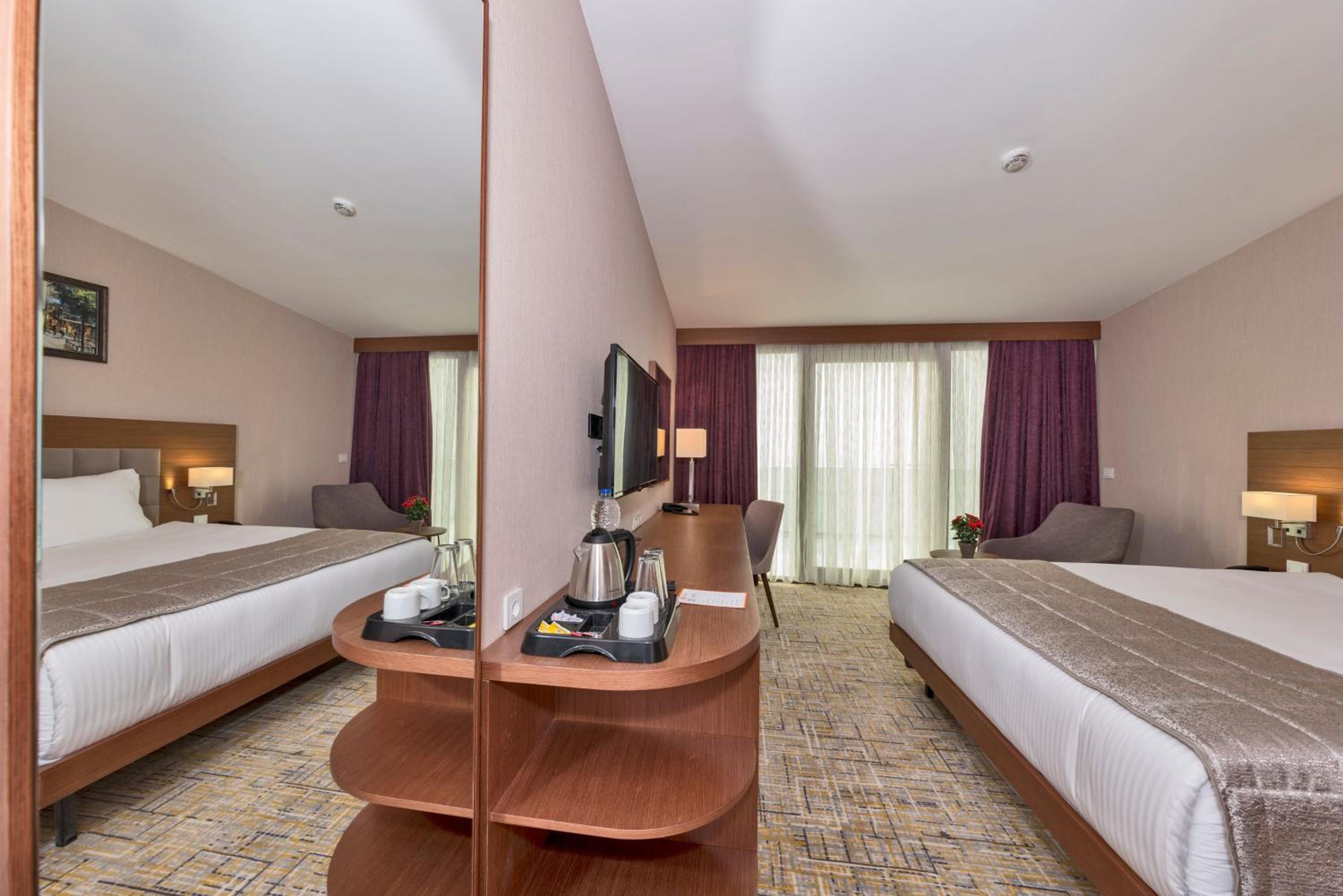 Land Park Otel - Image 53