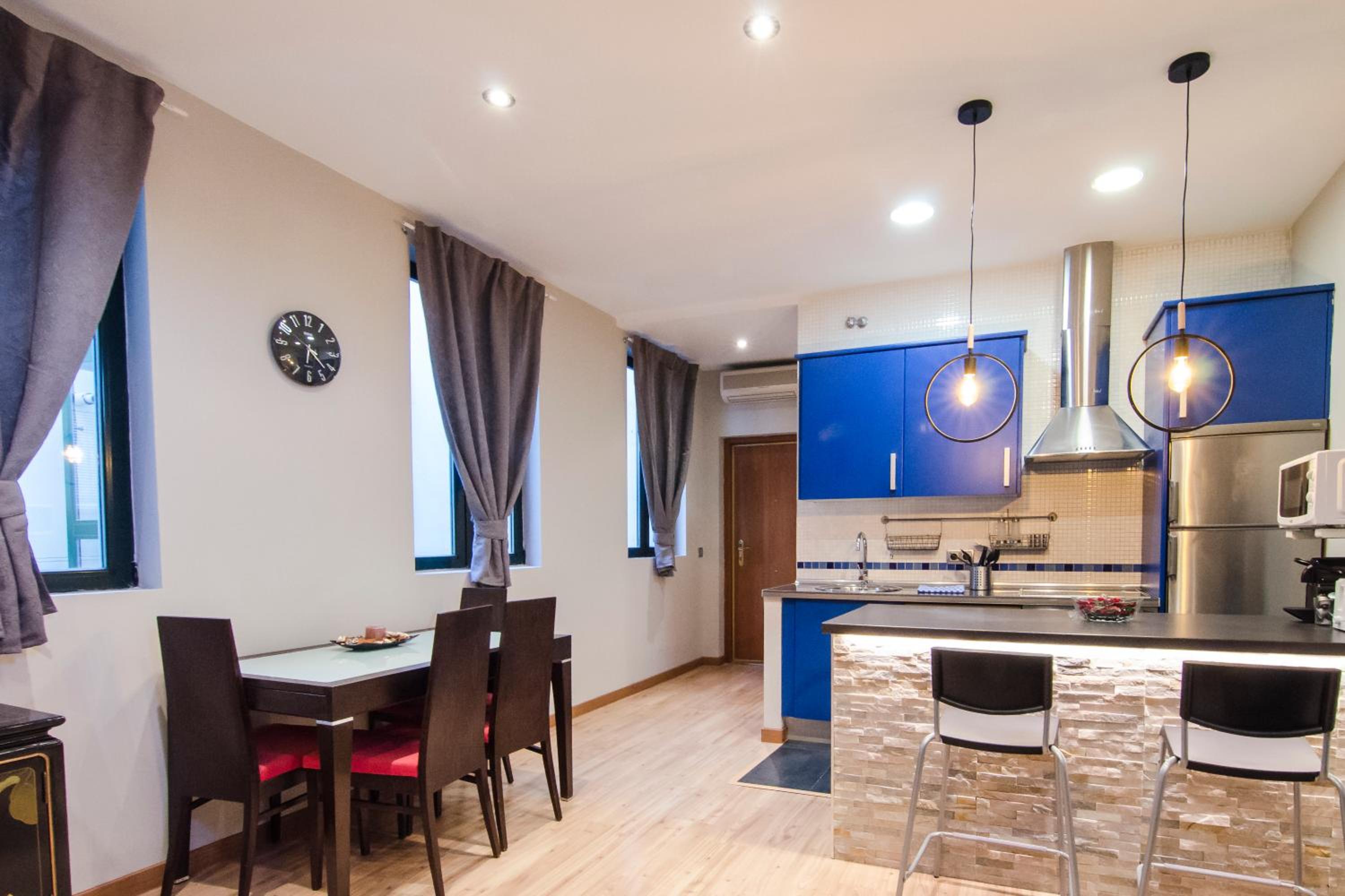 Cozy apartment-2Bedroom 1Bath-Malasaña view 5