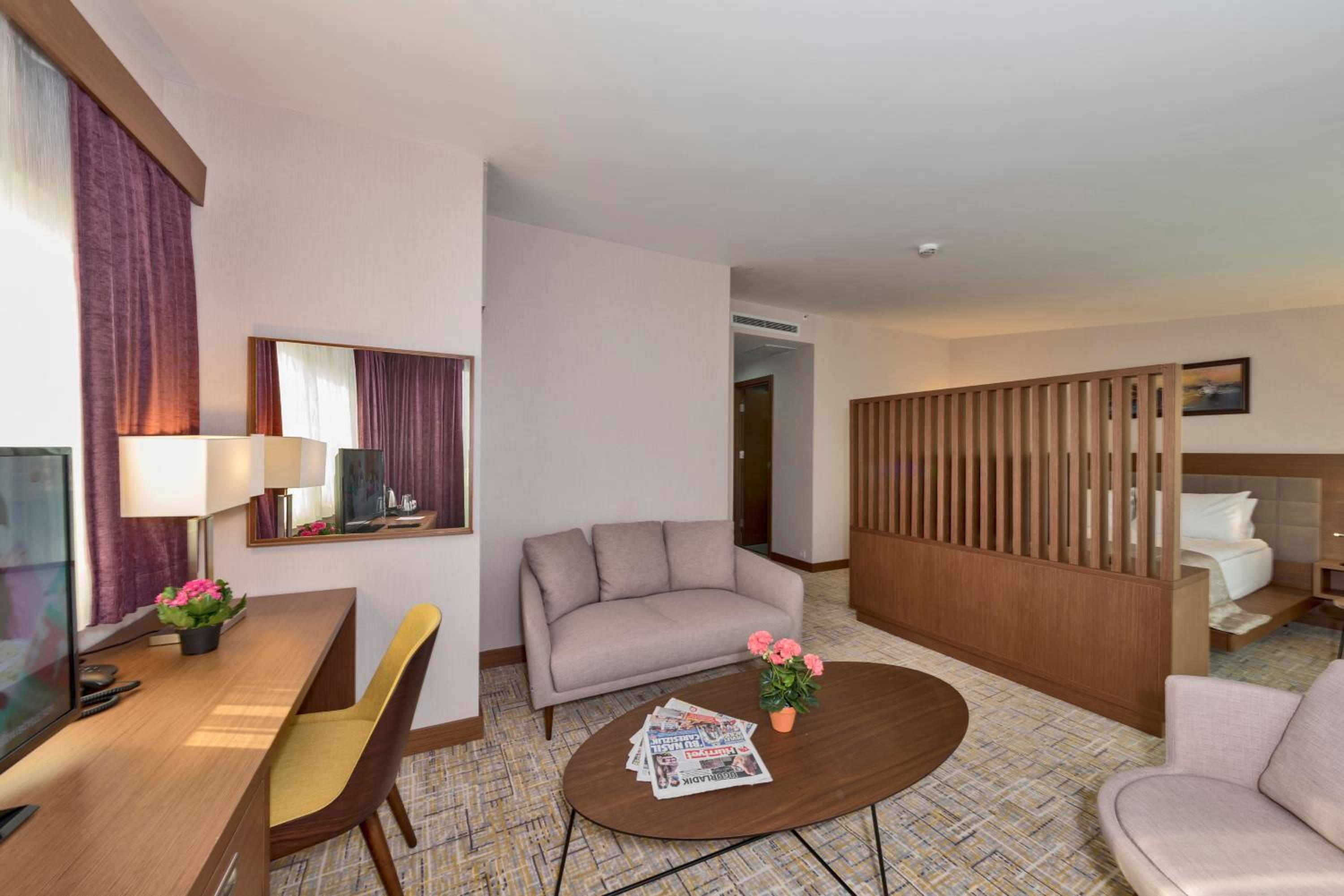 Land Park Otel - Image 44