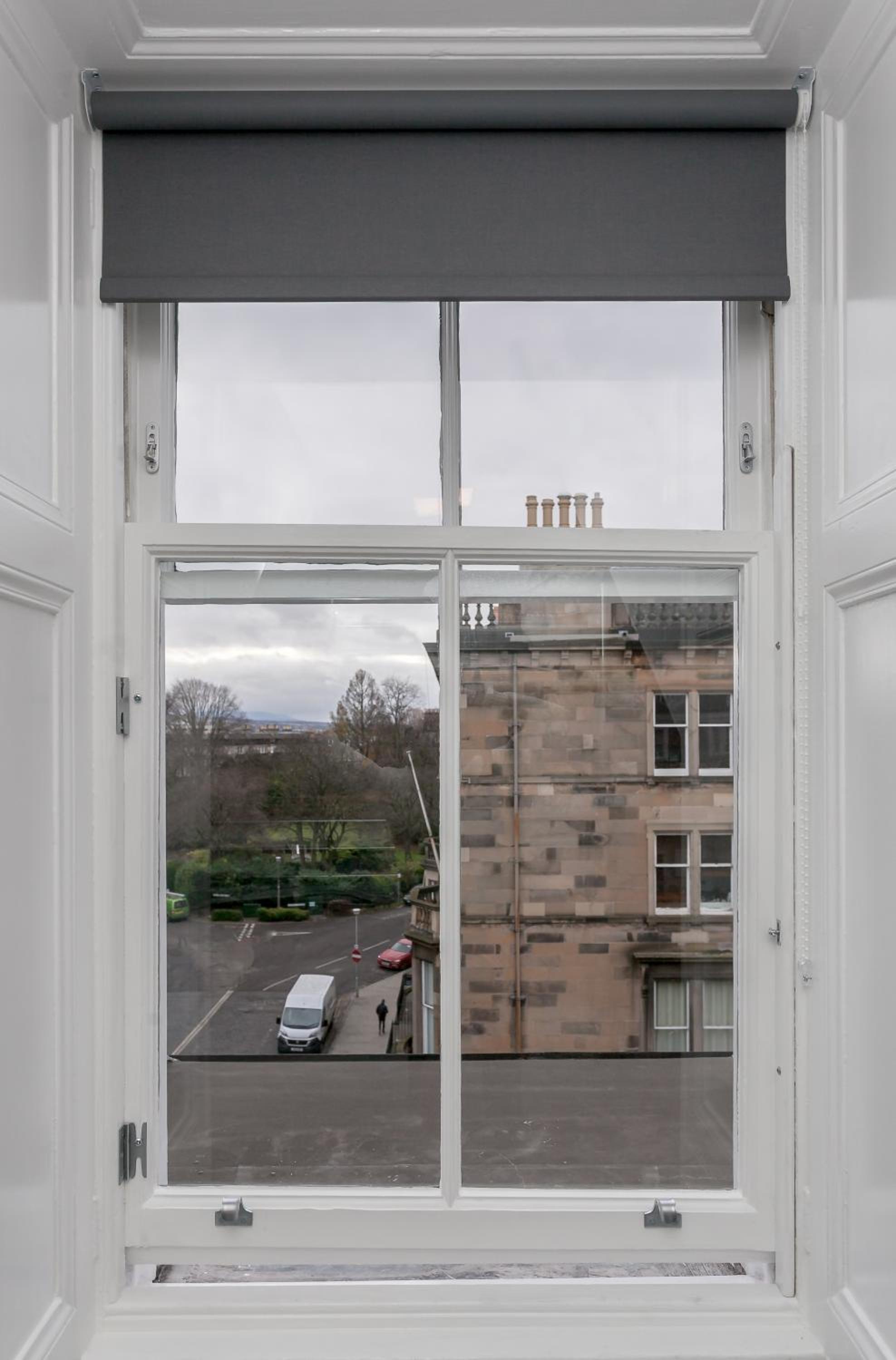 Revolver Edinburgh photo 56 of 89
