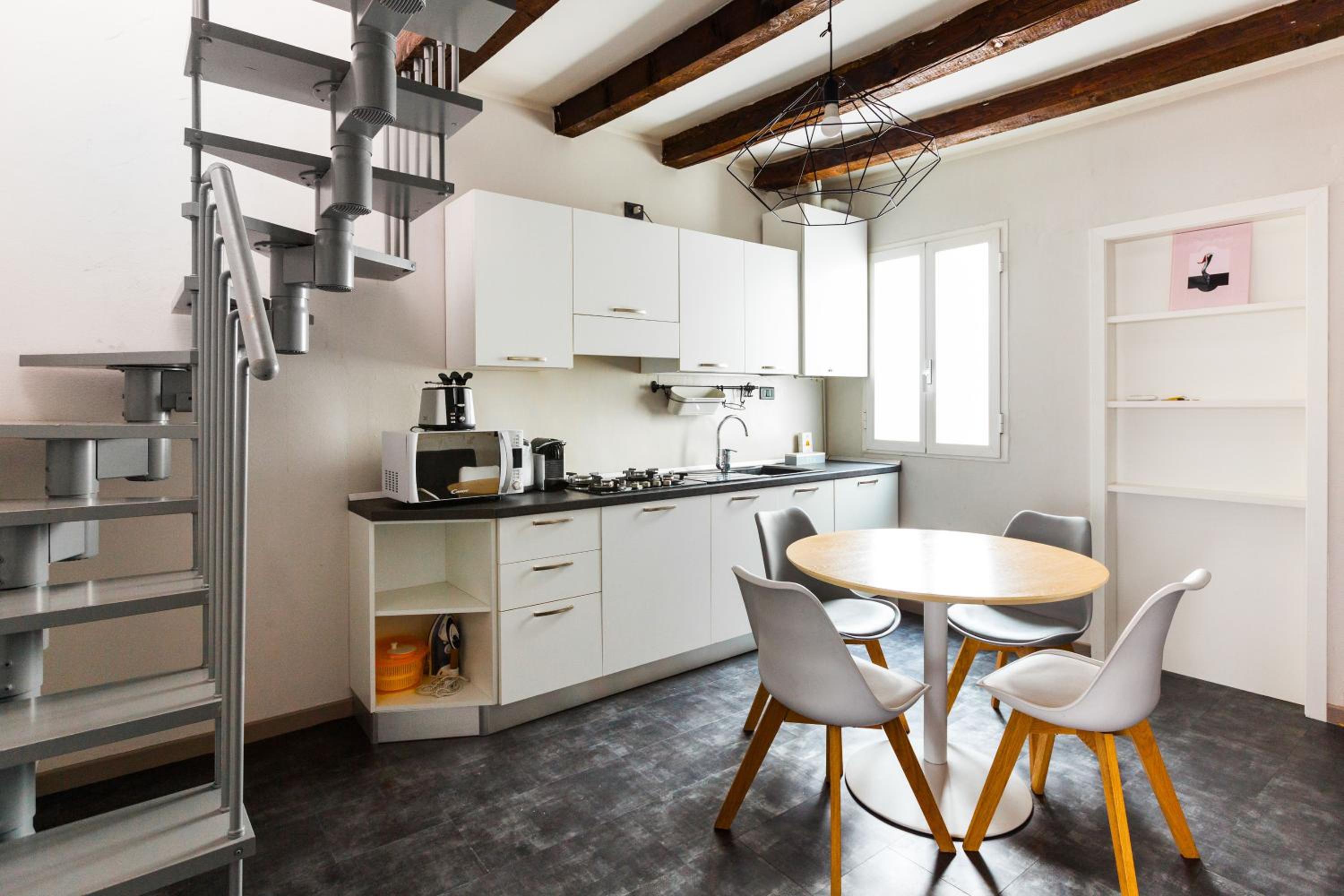 Lima Apartments