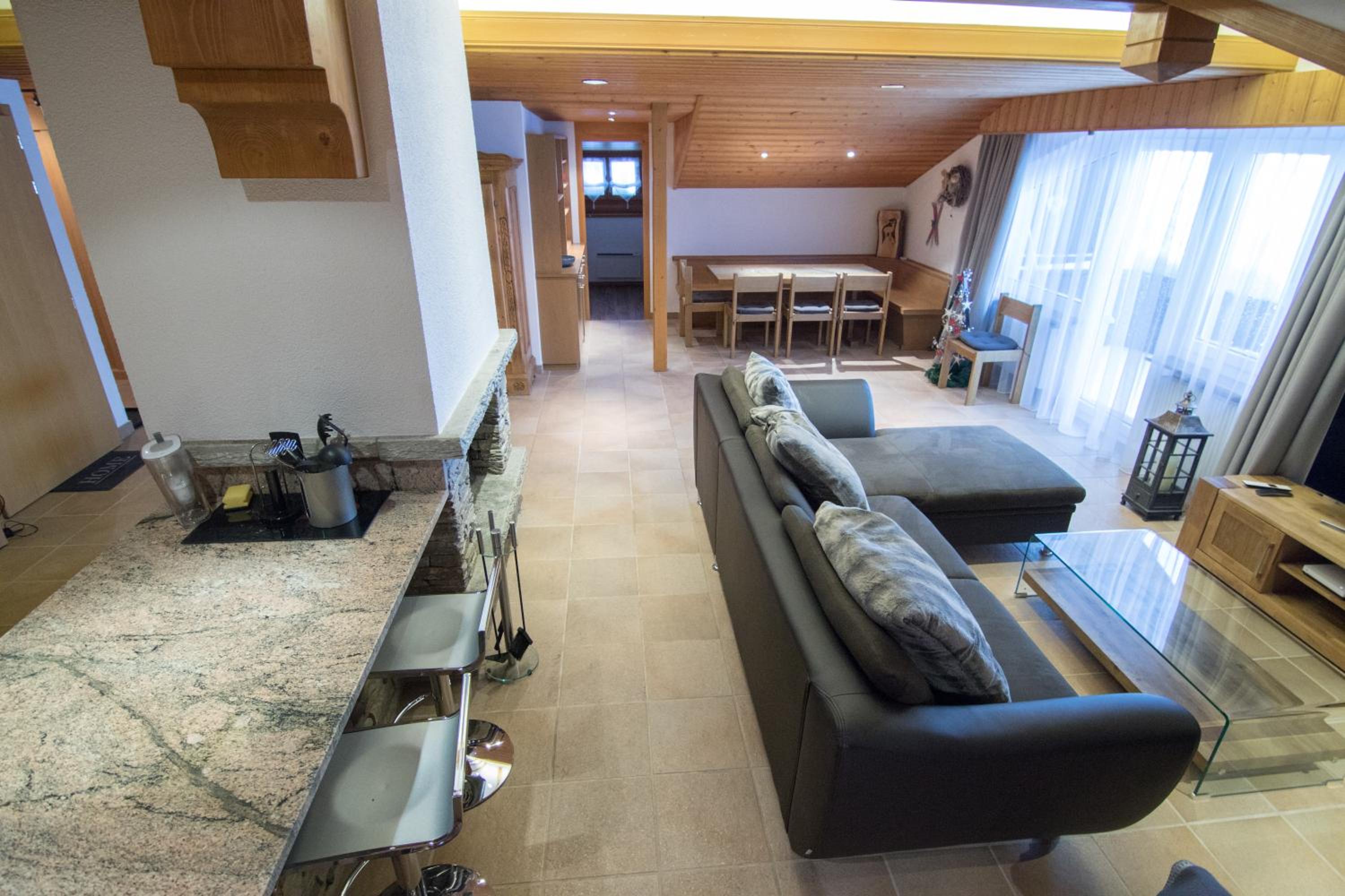 Sonnhüsli Dachwohnung view 3
