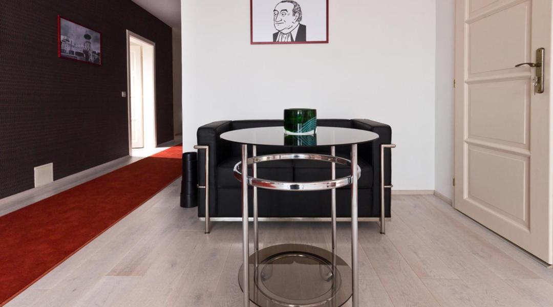 Residence Arx & Wellness Self Check-in