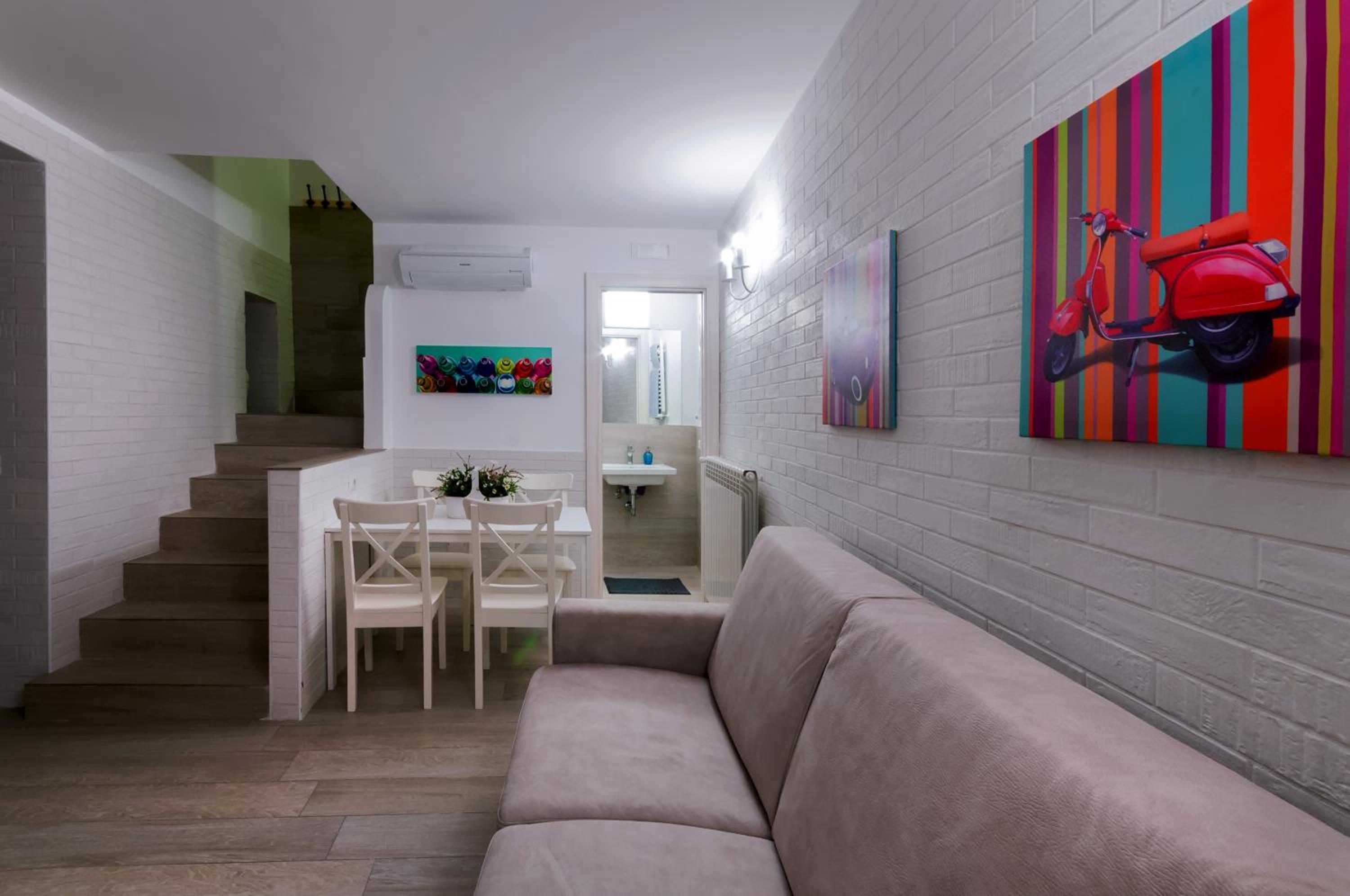 Chiatamone Seaside Suite