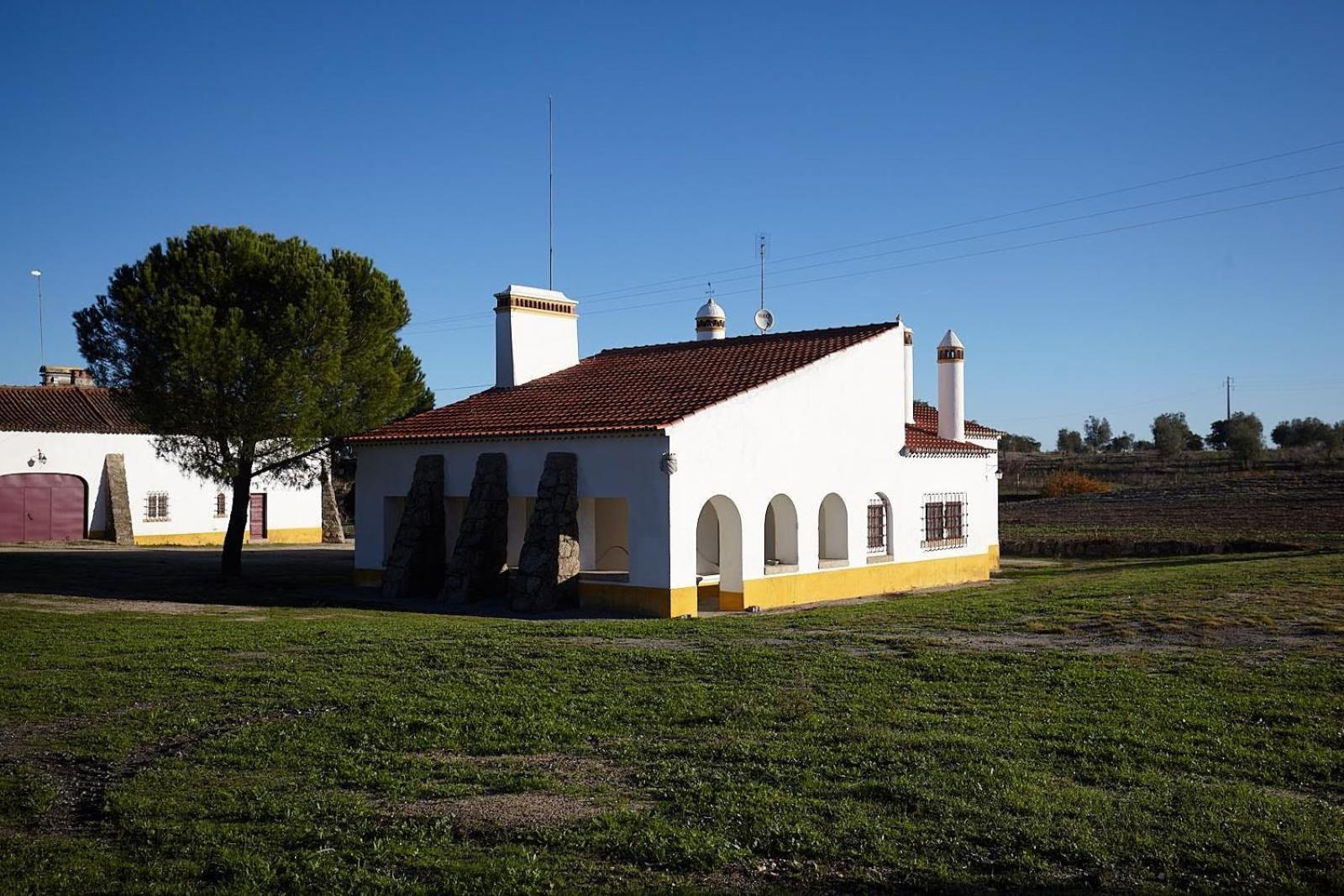 Cork Hills Farmhouse
