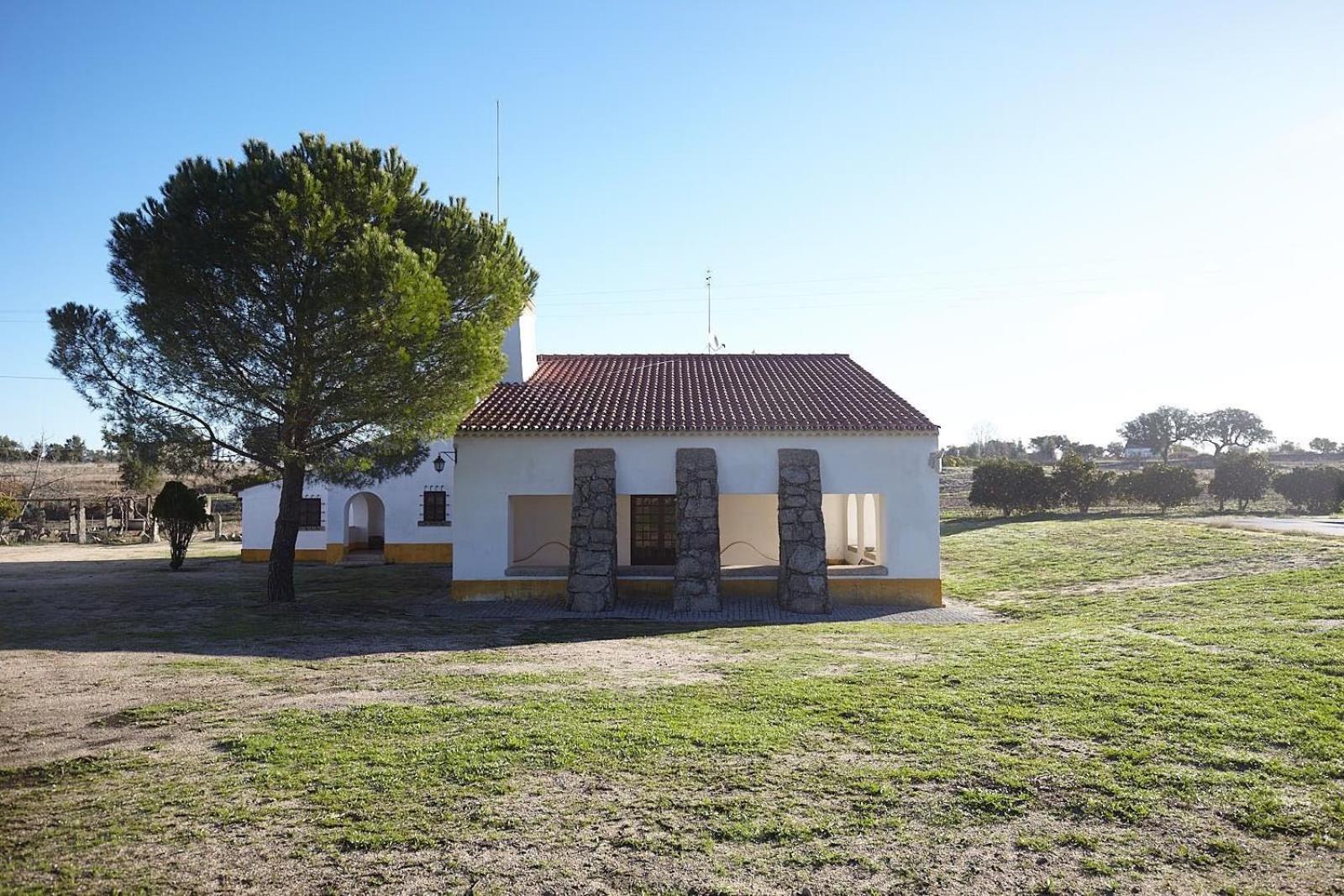 Cork Hills Farmhouse