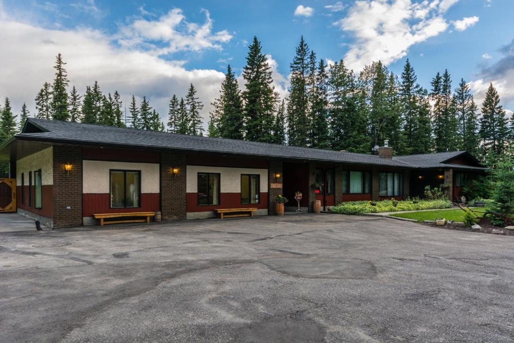 Rustlers Lodge
