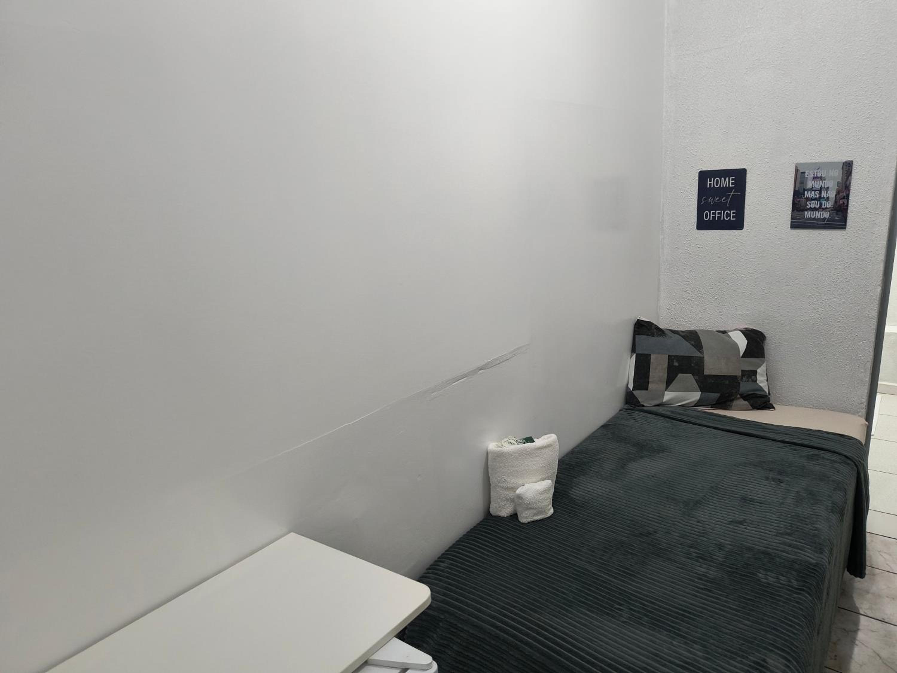 Quarto com Suíte Próximo a estação São Judas