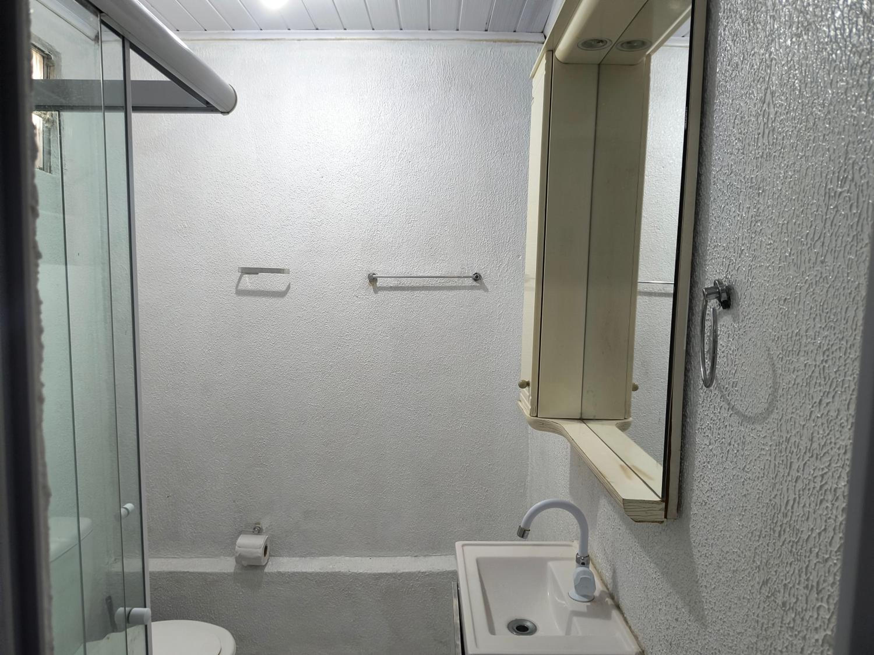 Quarto com Suíte Próximo a estação São Judas