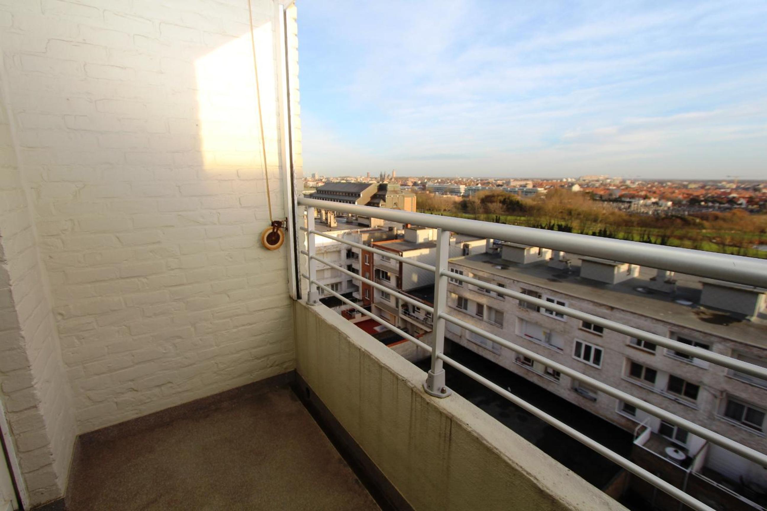 Zeedijk Mariakerke view 5