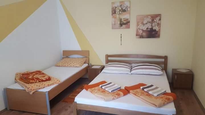 Privatni Smještaj i Seoski Turizam "SUDAR" view 2