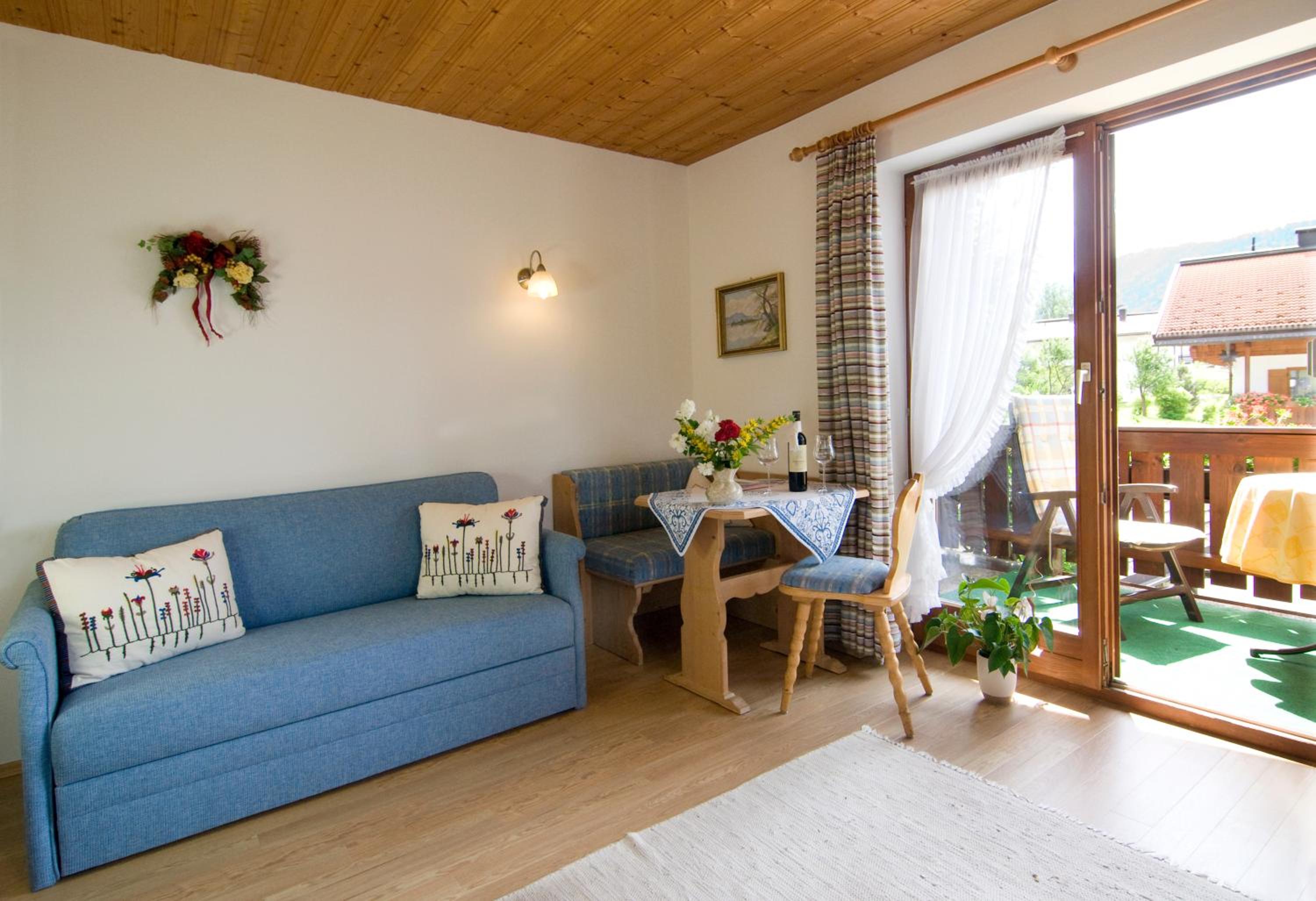 Haus Christl Reit im Winkl, Kostenloser Parkplatz, Spülmaschine, 5 Minuten zum Ortszentrum, ruhige Lage, Wlan
