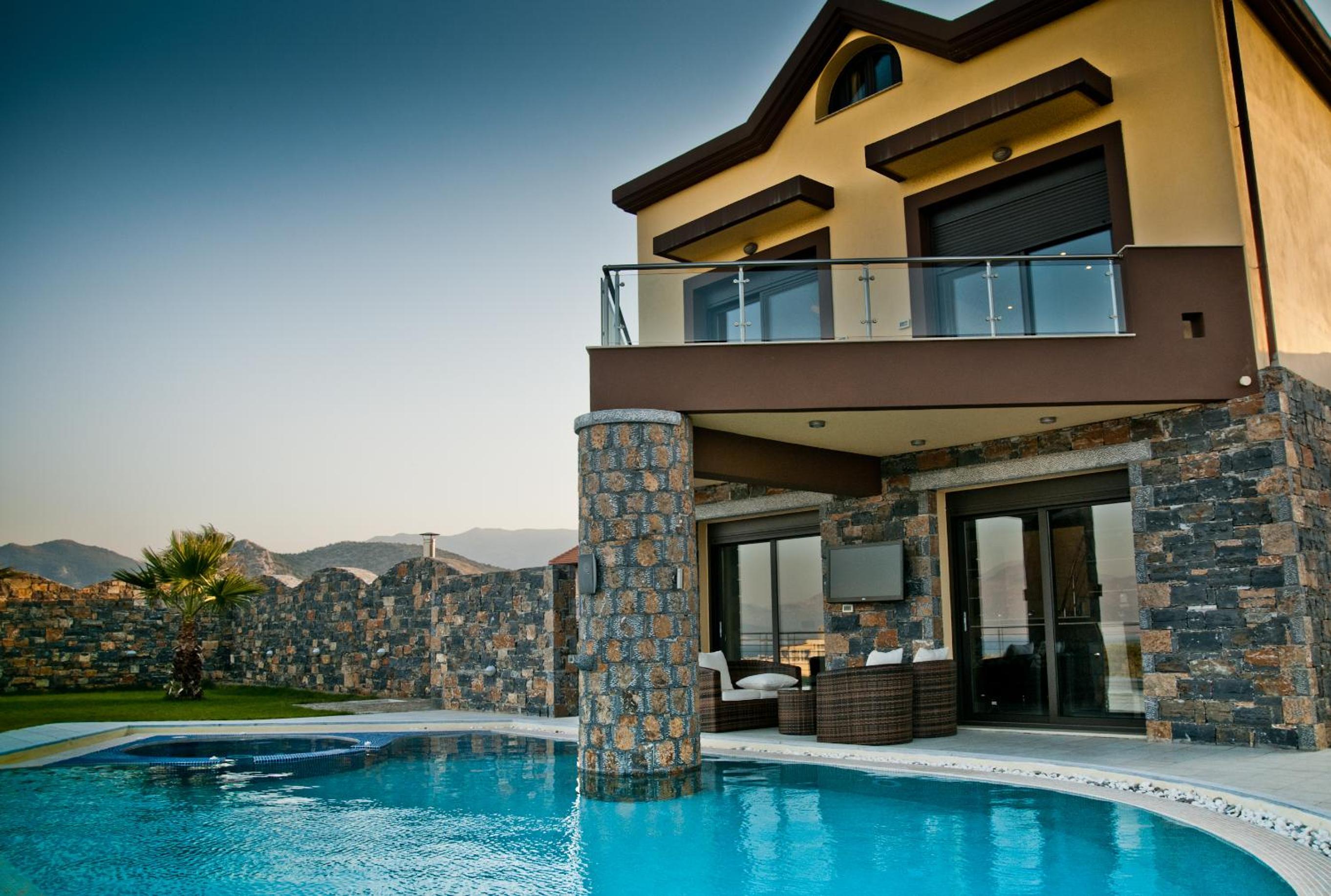 Villa St. Nicolas & Theano view 3