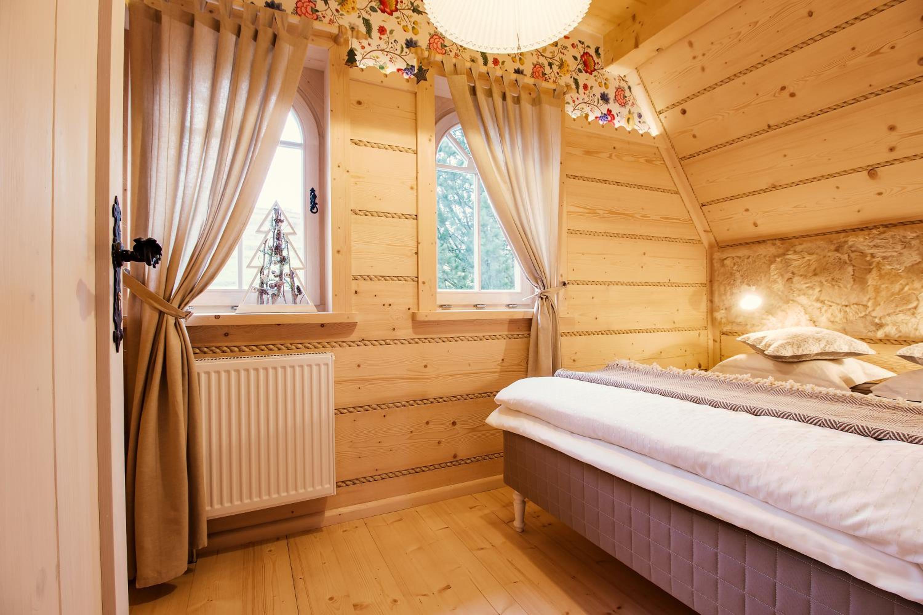 Photo 42