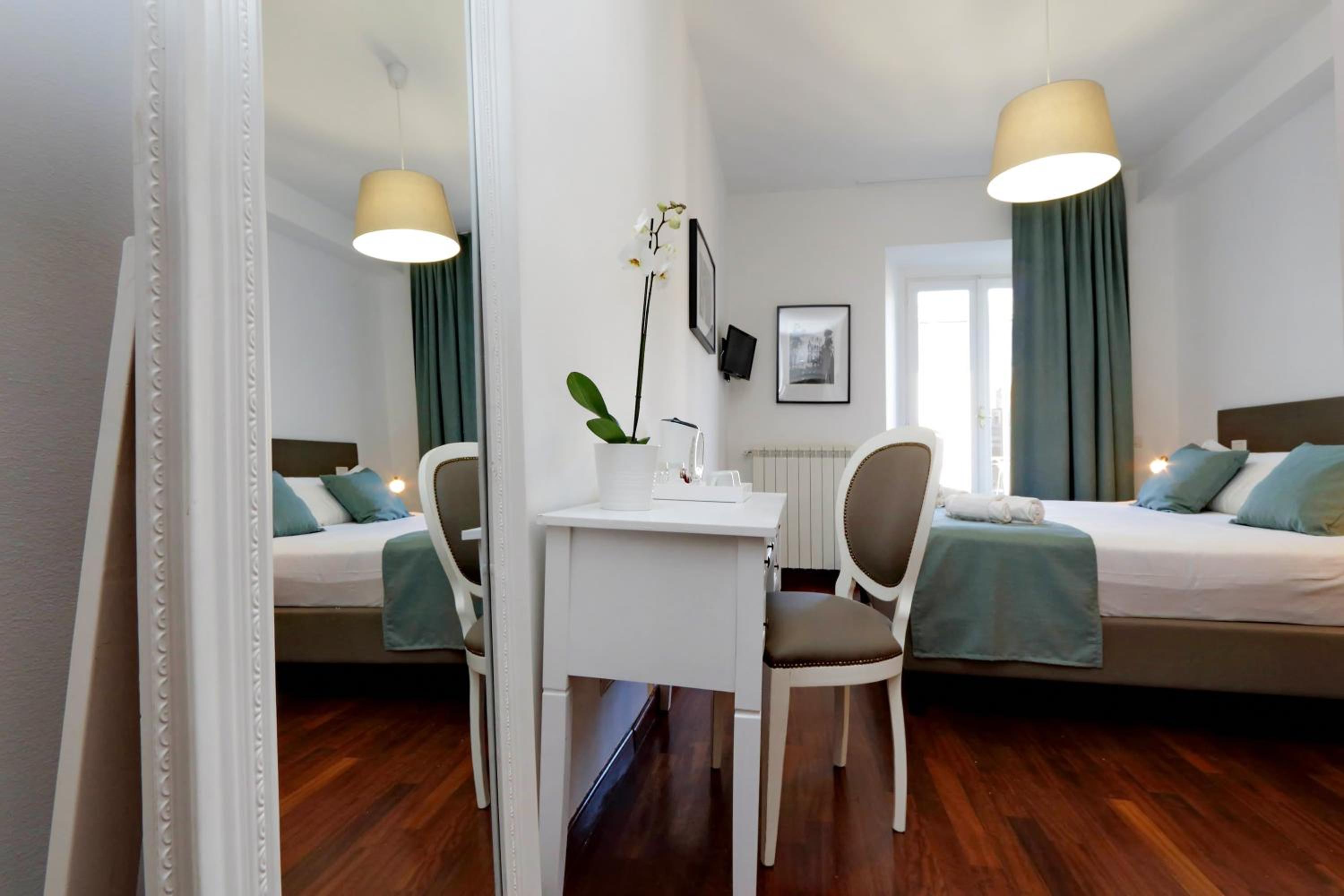 Midnight in Rome Guest House