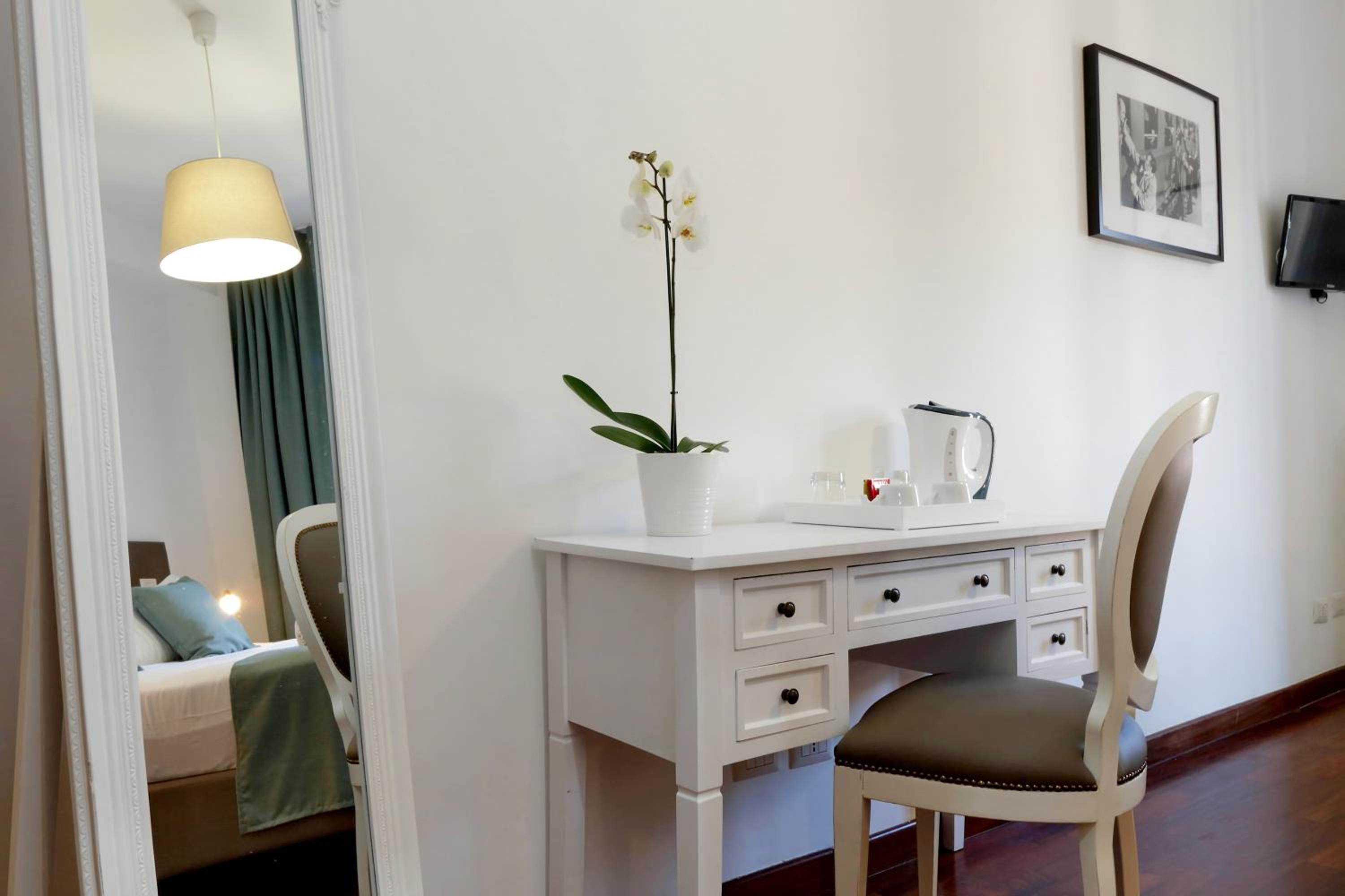 Midnight in Rome Guest House