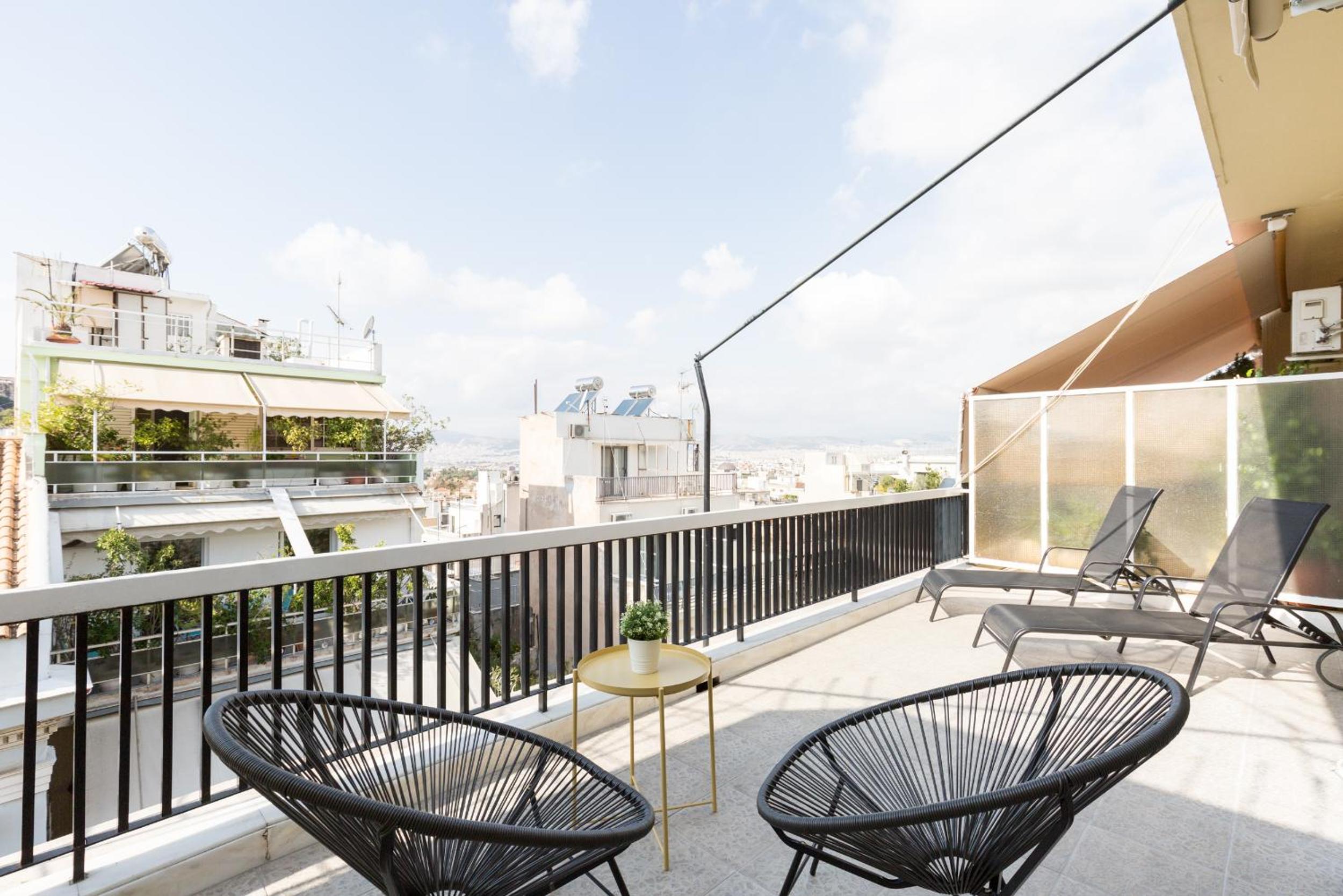 Central Cozy Apartments in Plaka by UPSTREET