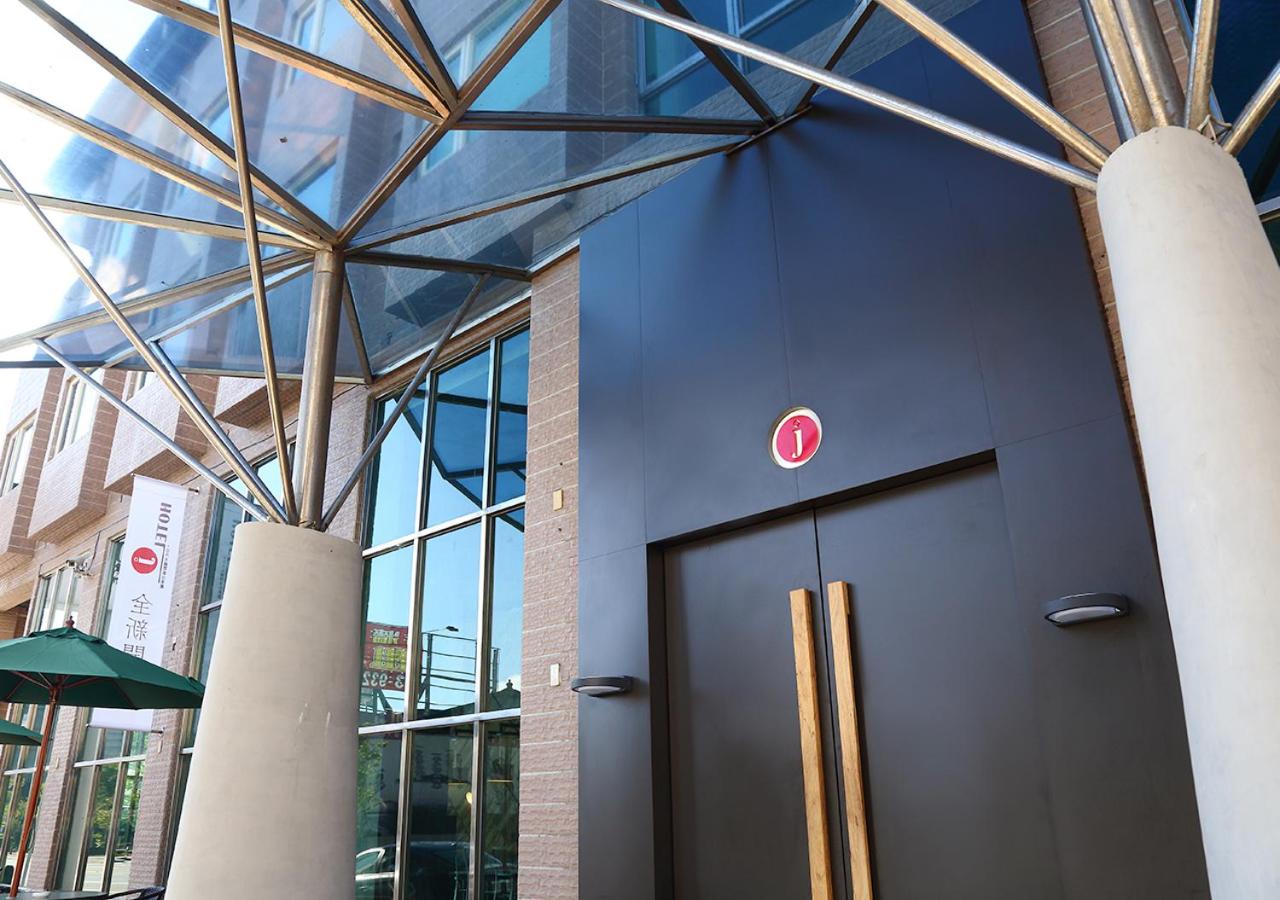 j-HOTEL