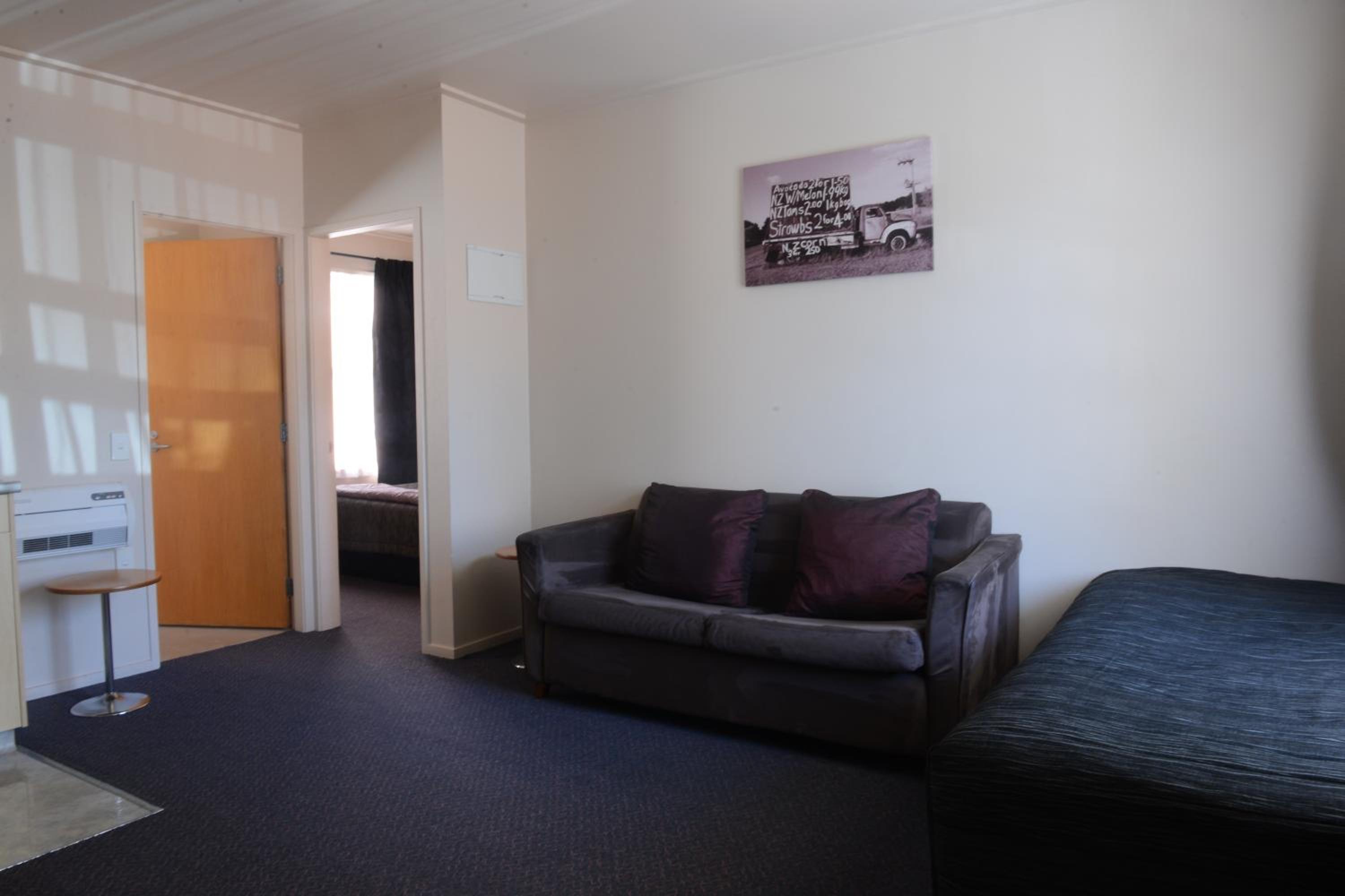 Victoria Court Motor Lodge - Free Parking