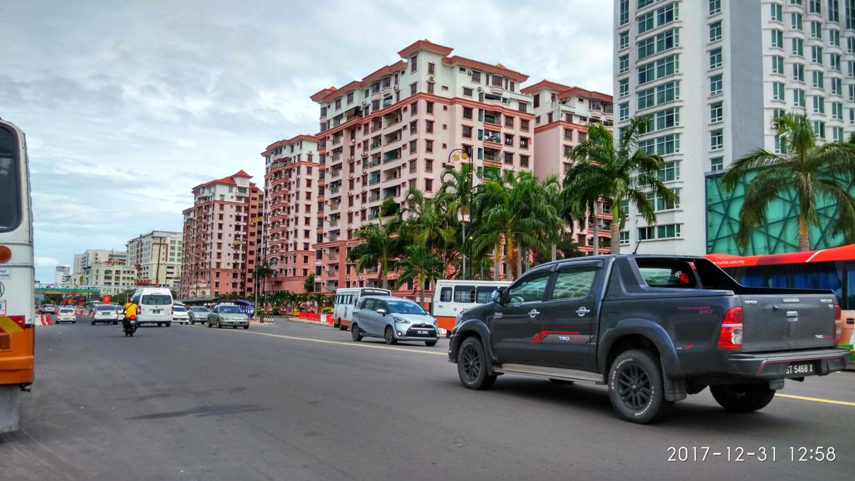 Marina Court, Kota Kinabalu, Sabah photo 1
