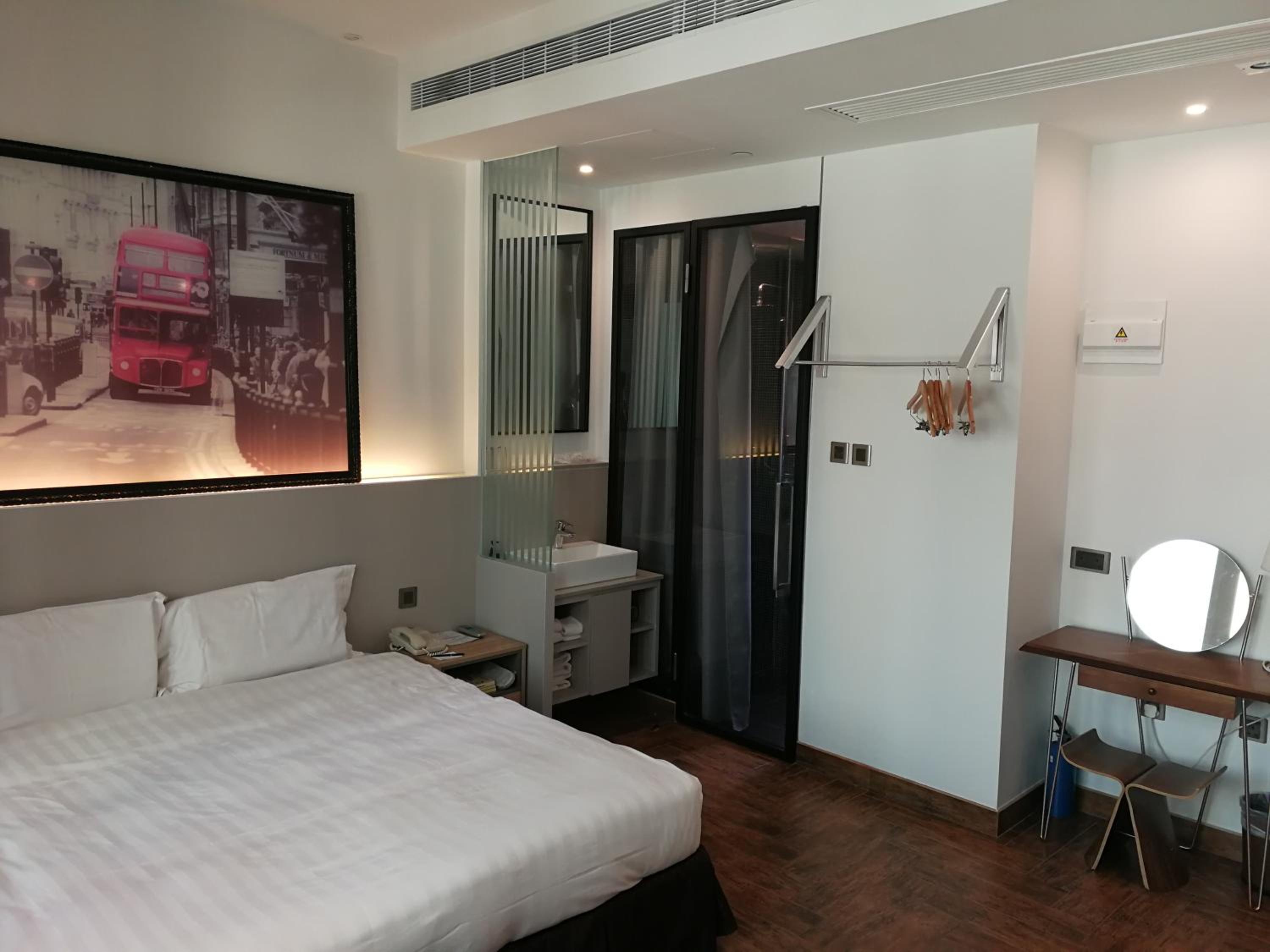 KIFI Boutique Hotel