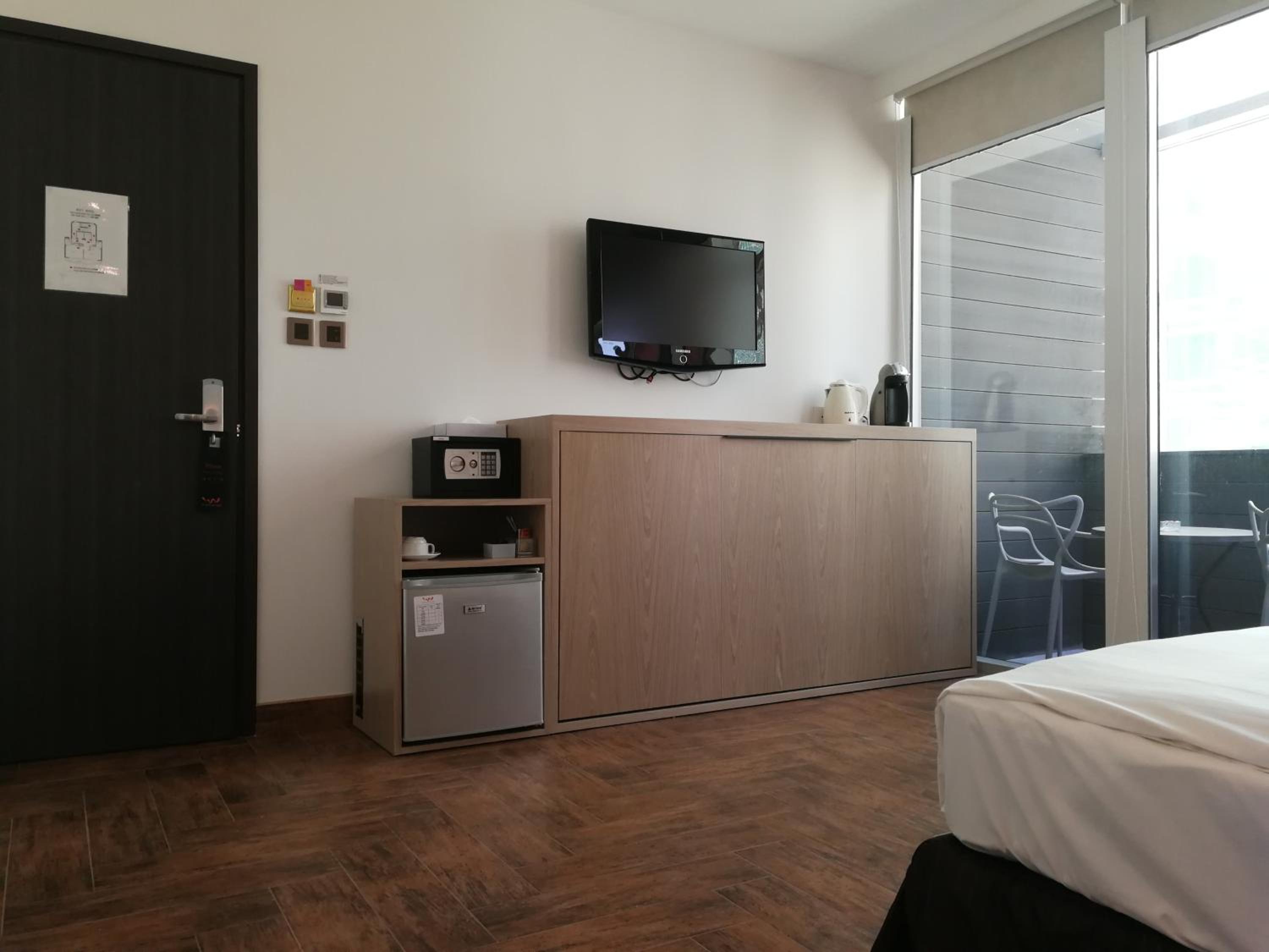 KIFI Boutique Hotel