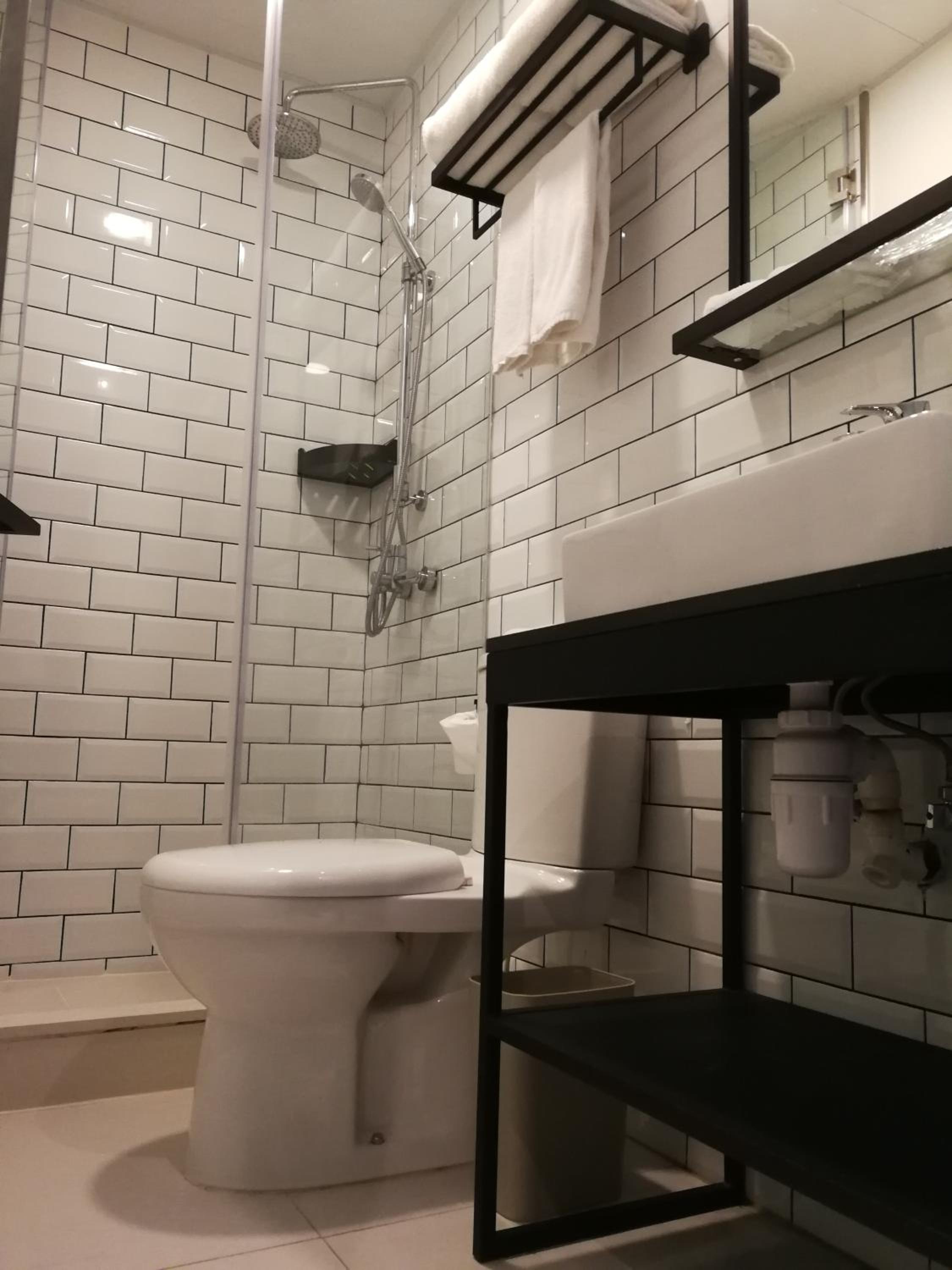 KIFI Boutique Hotel