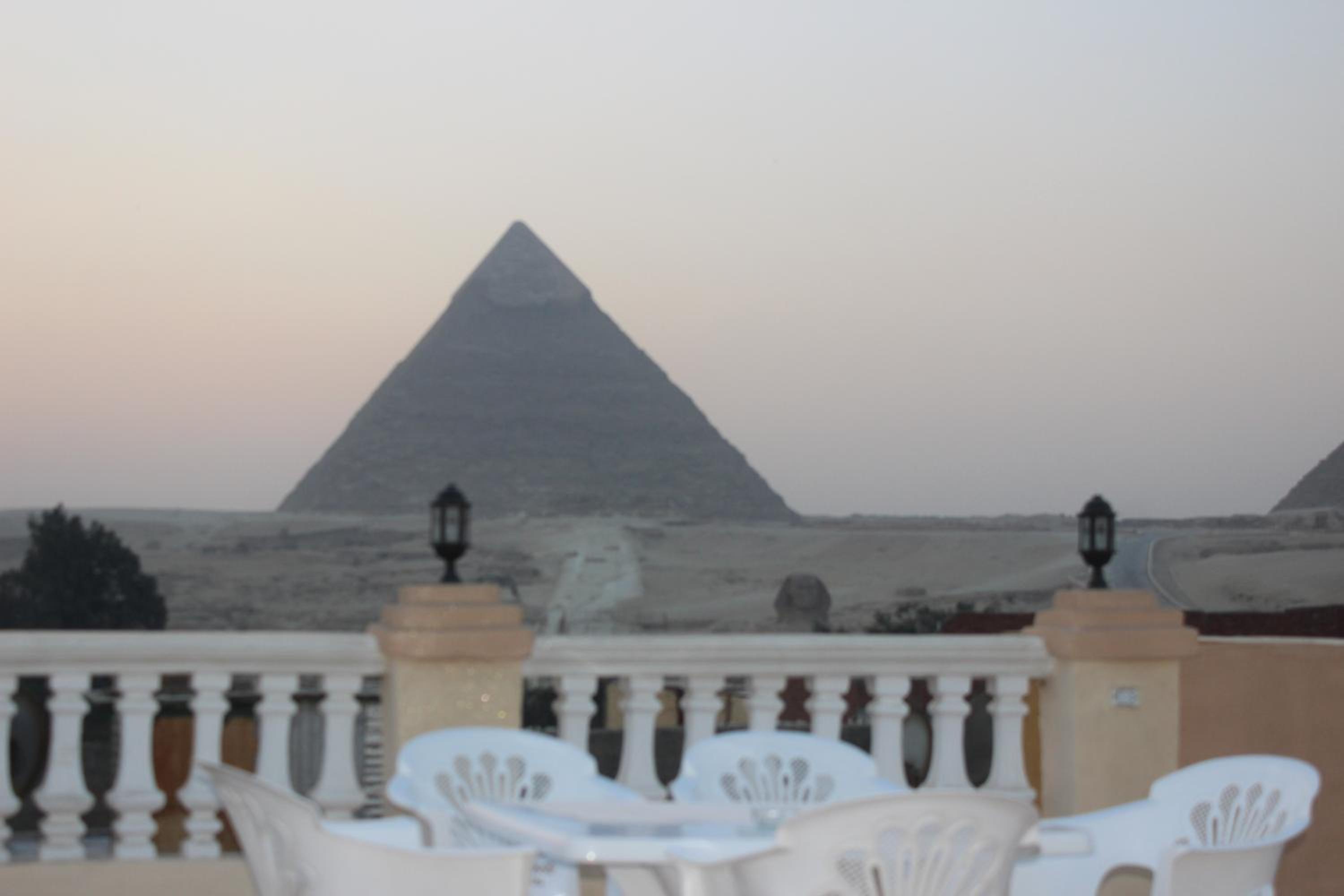 Royal Pyramids Inn