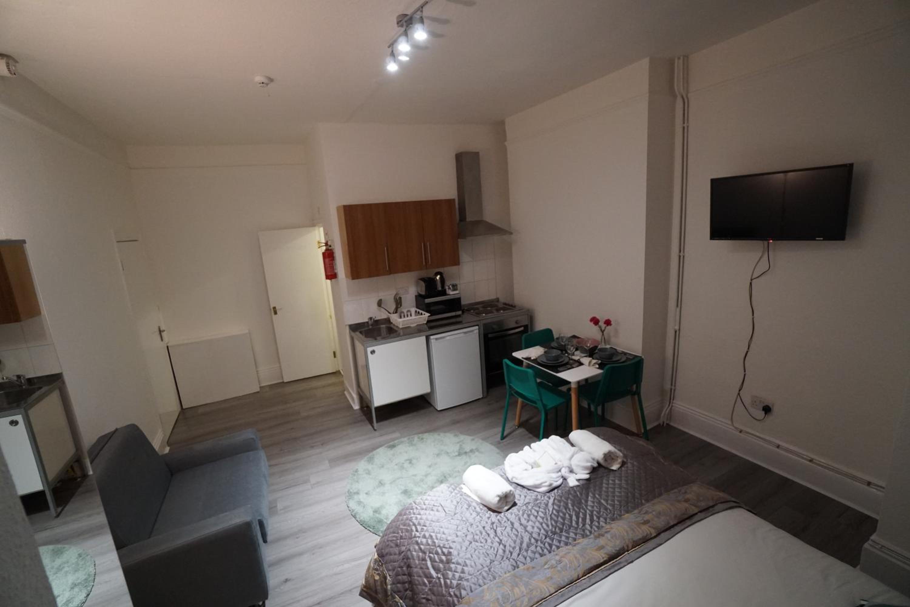 London Queen Park Apartments